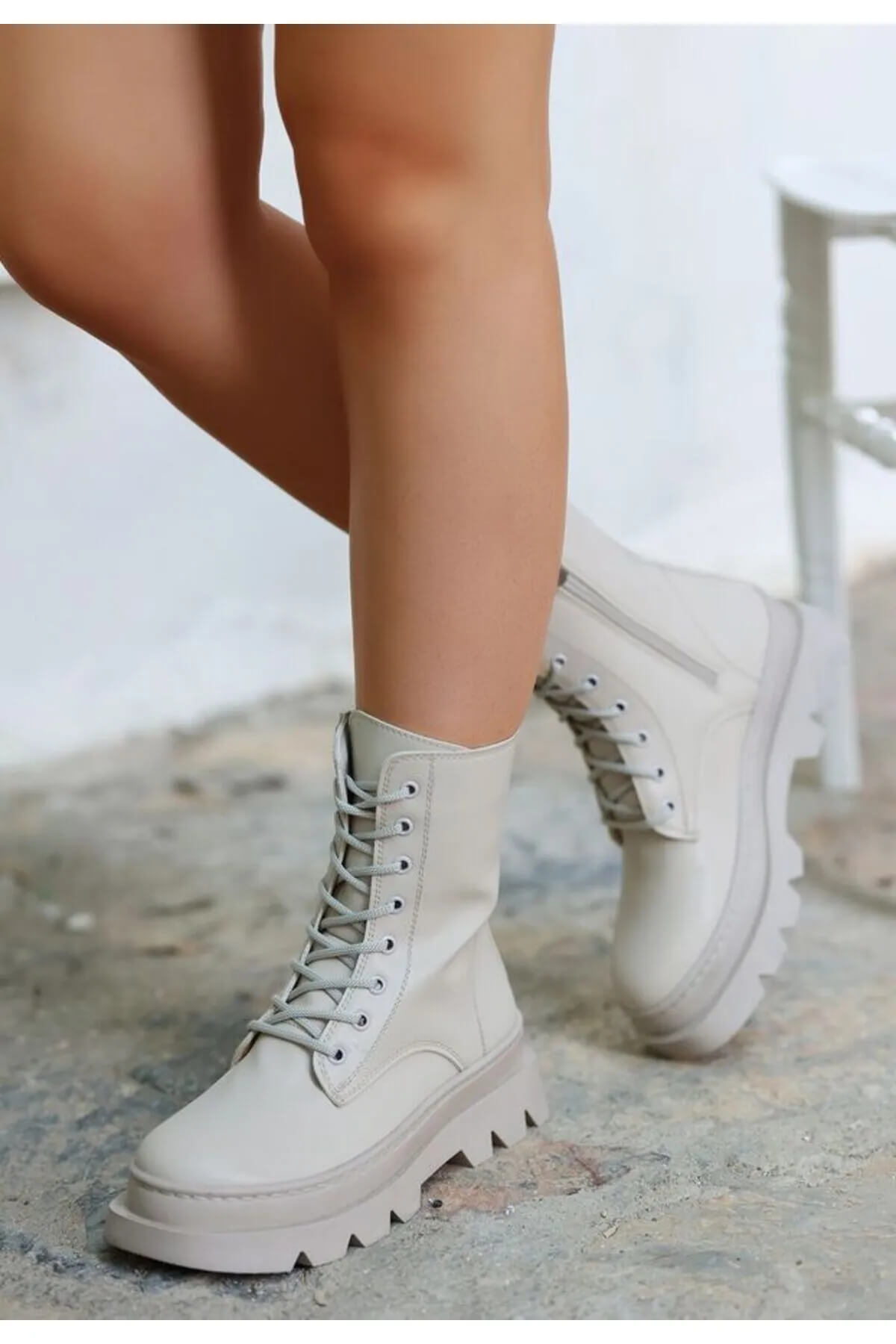 Orge Beige Skin Lace-up Boots