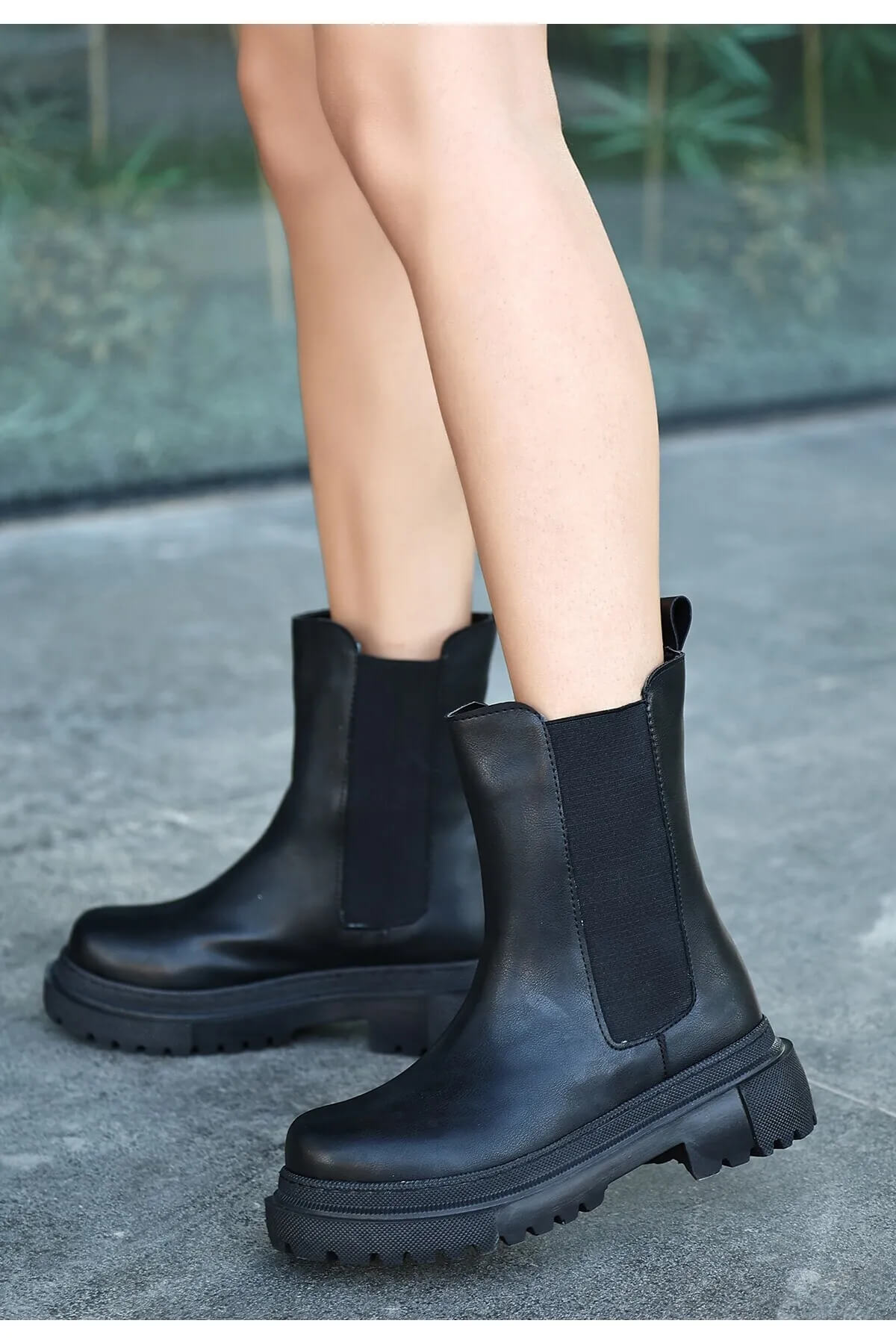 Derla Black Skin Heeled Boots