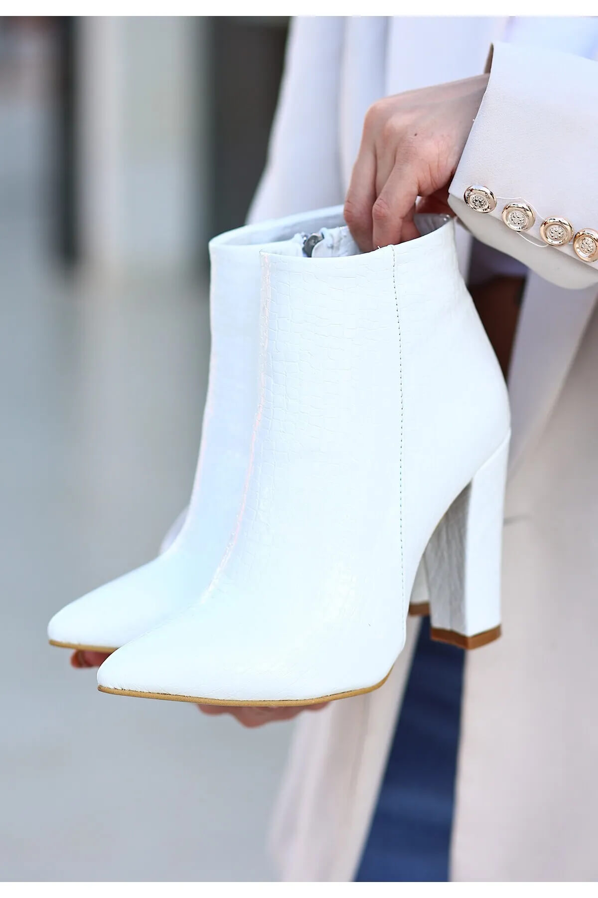 Loora White Patent Leather Patterned Heeled Boots