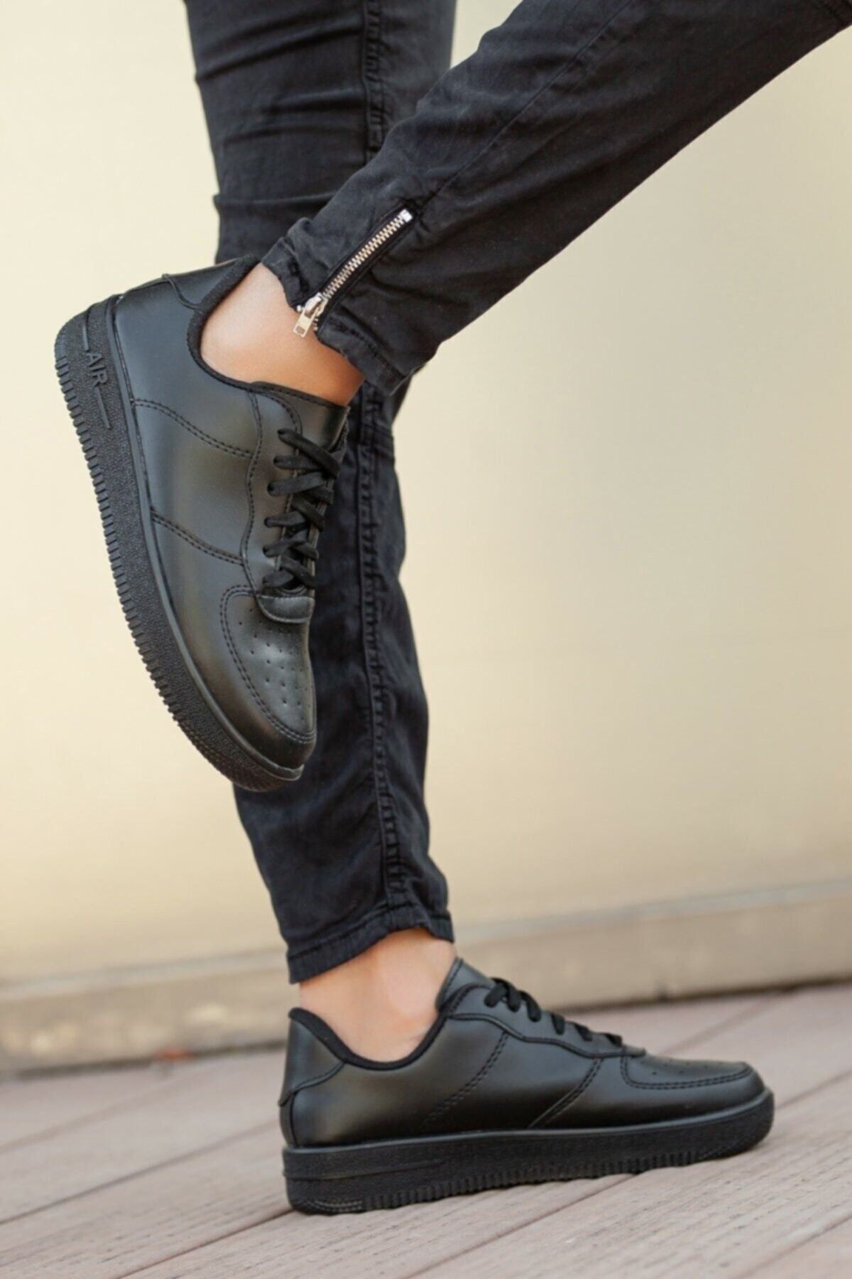 Unisex Black Sneakers Shoes