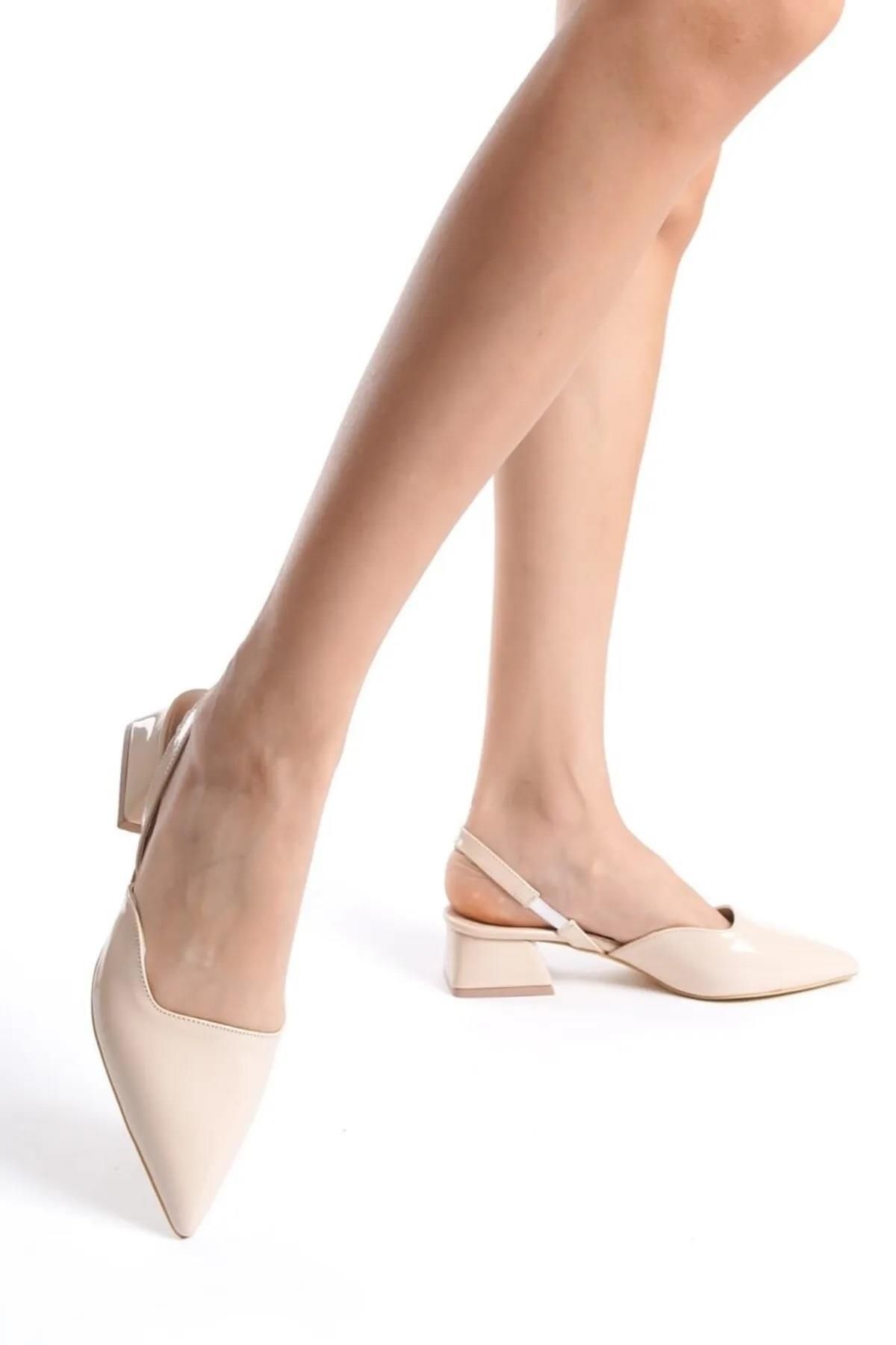 Women's Pointed Toe Open Back Classic Heeled Shoes