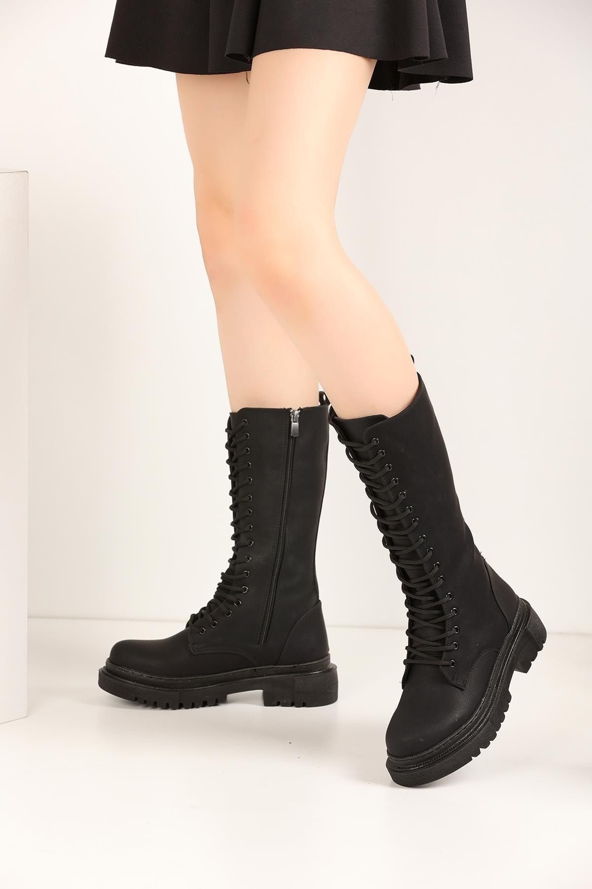 Women's Long Lace-Up Boots Winter Non-Slip Soles