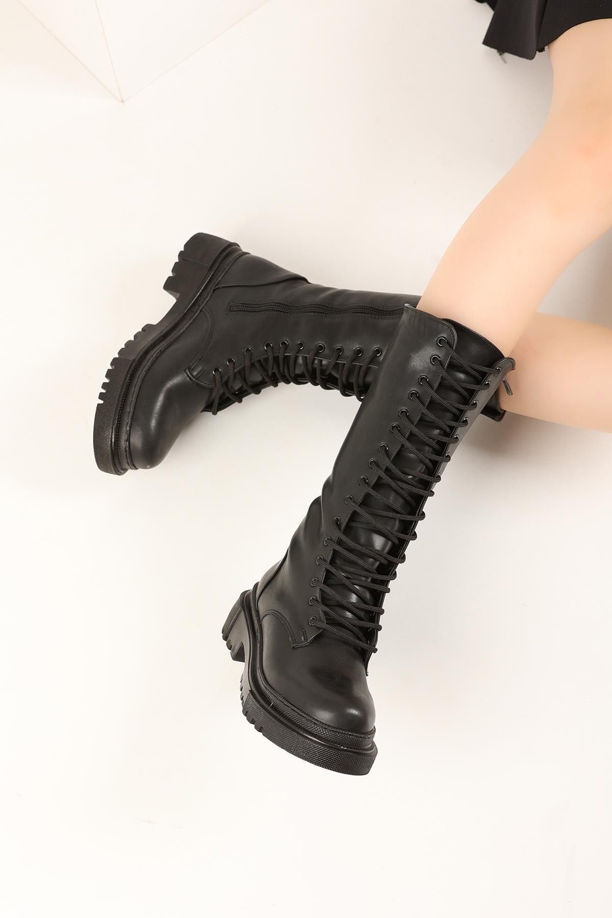 Women's Long Lace-Up Boots Winter Non-Slip Soles