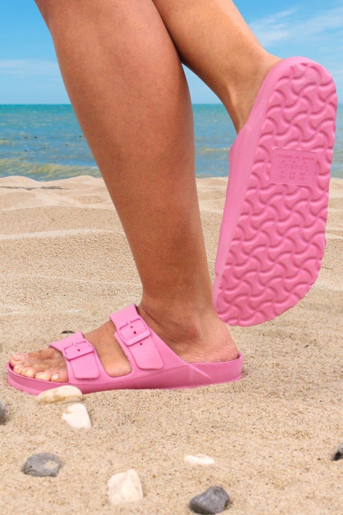 Pink Daily Use Beach Slippers Wet Floor Slippers Non Slip Sole Slippers