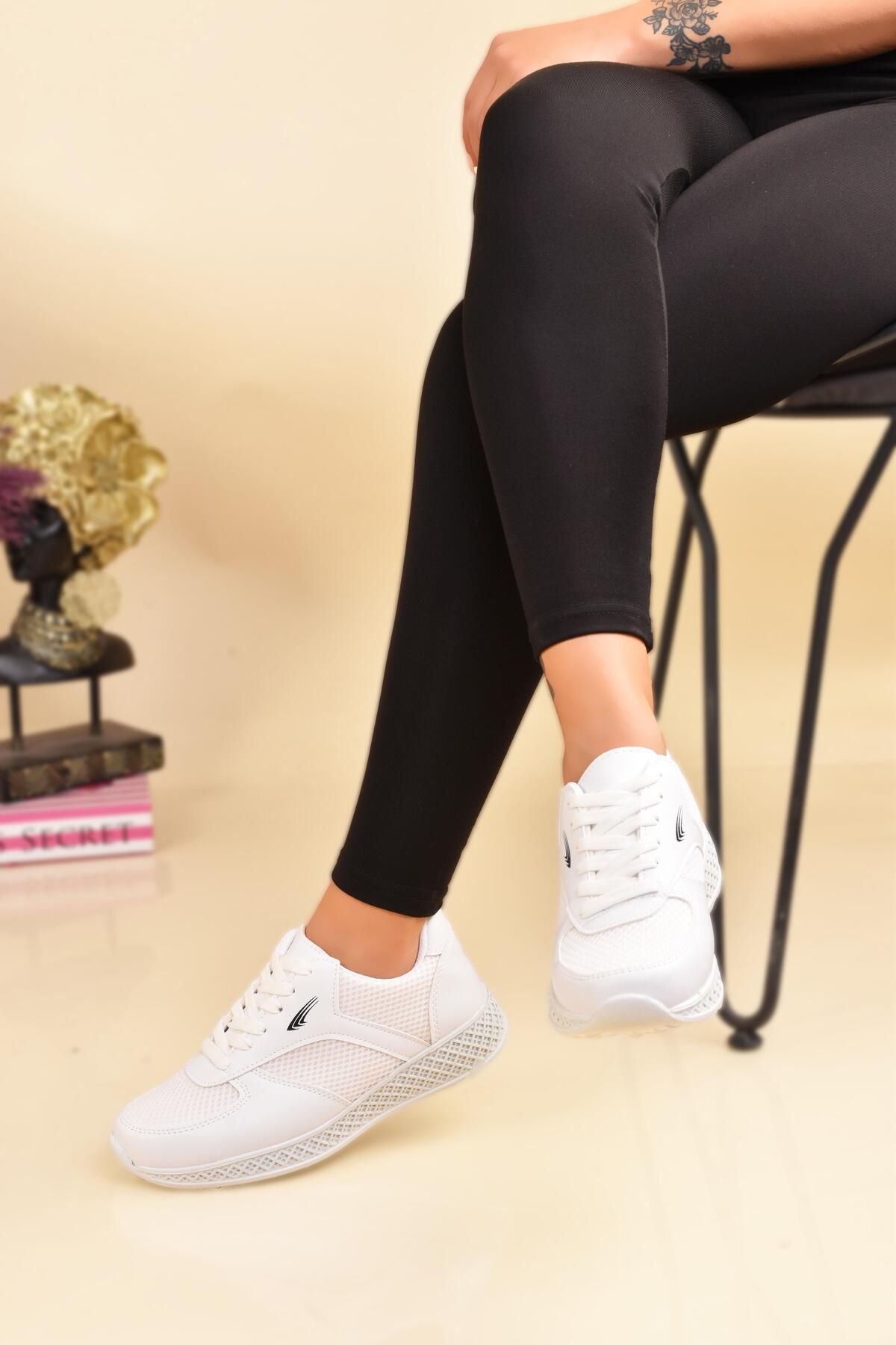 Thick Sole Mesh Black and White Sneakers