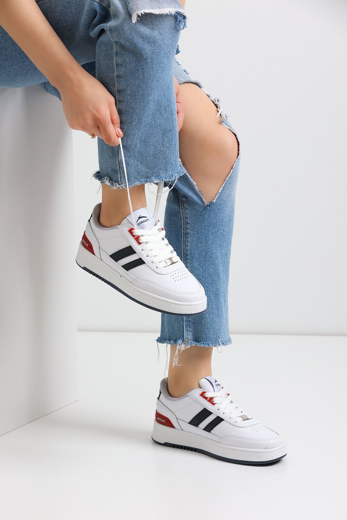 White Gray Unisex Sneakers Con02