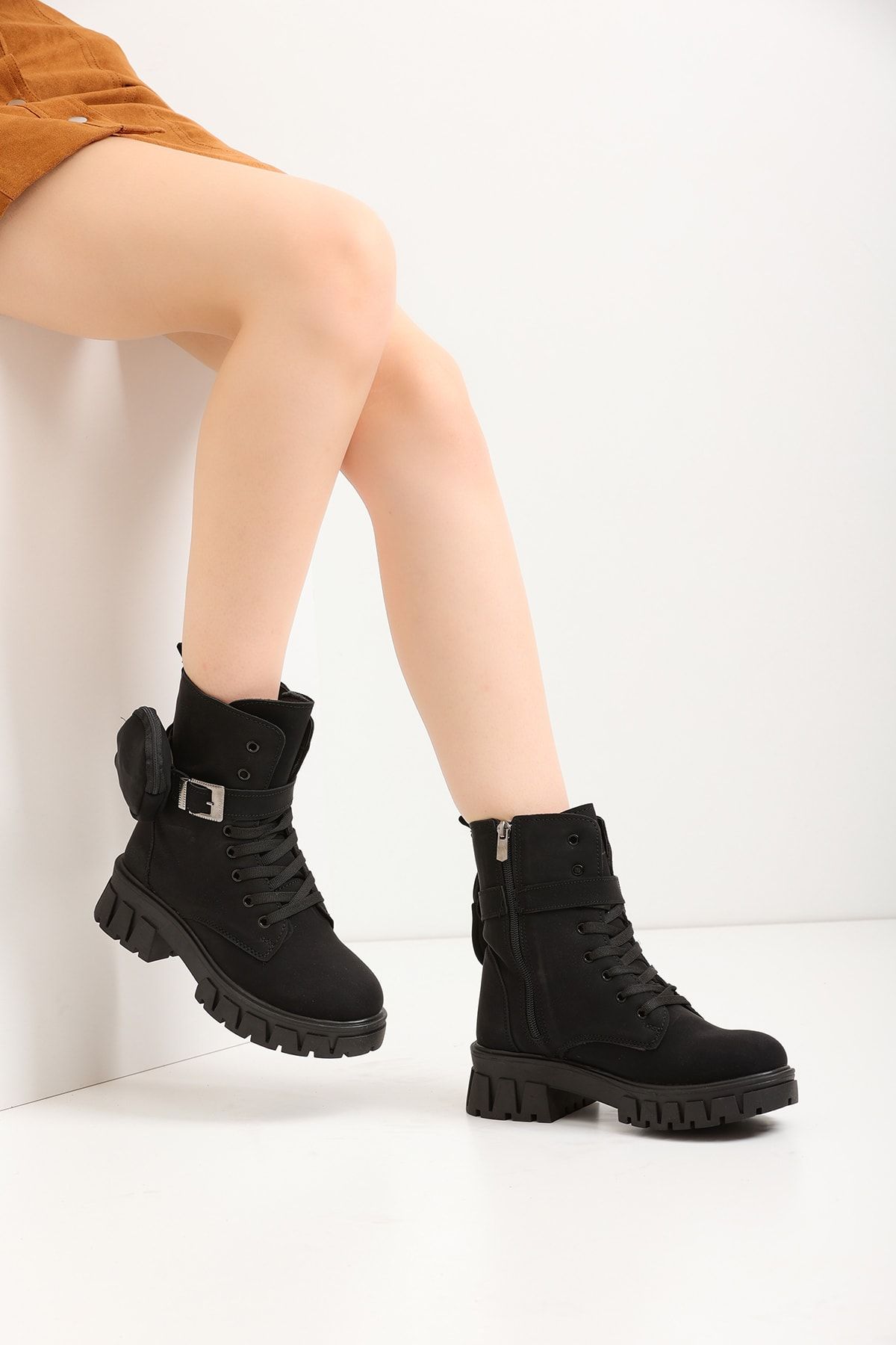 Black Women's Boots 7640