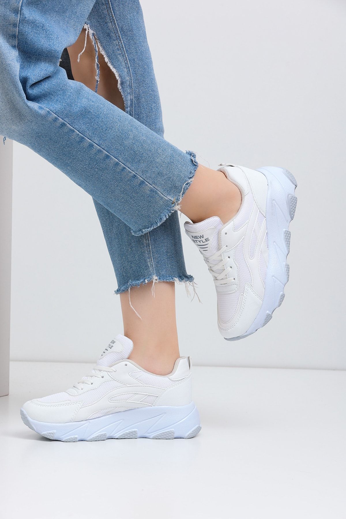 White Women's Sneaker Zf001