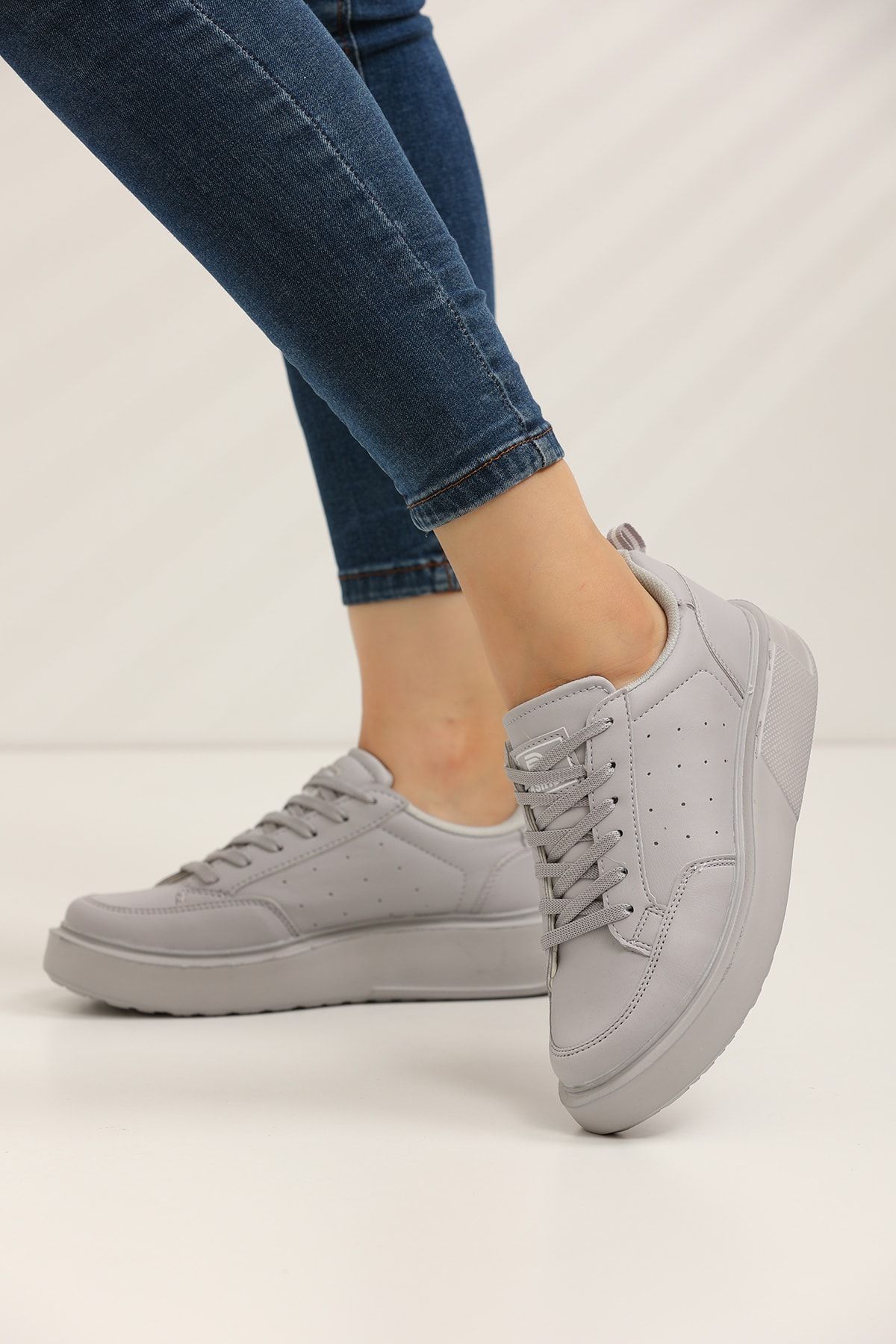 Ice Gray Women's Sneaker 0148