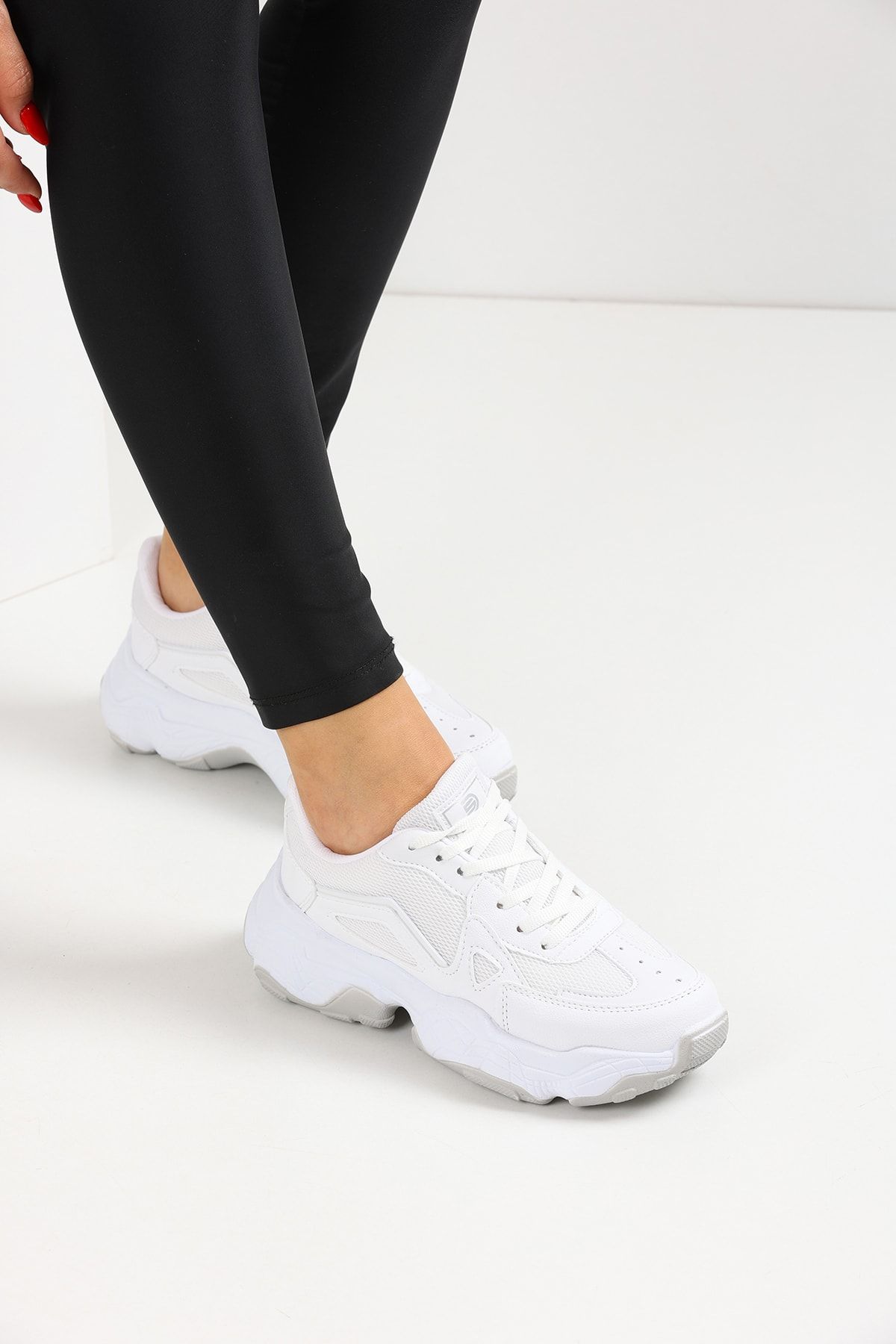 White Women's Sneaker 0141