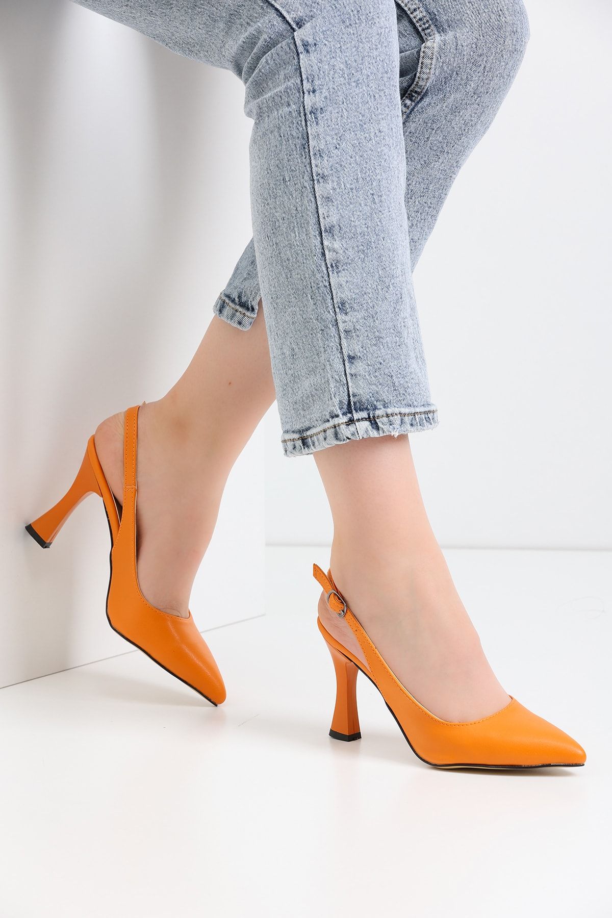 Orange Women's Classic Shoes 4230