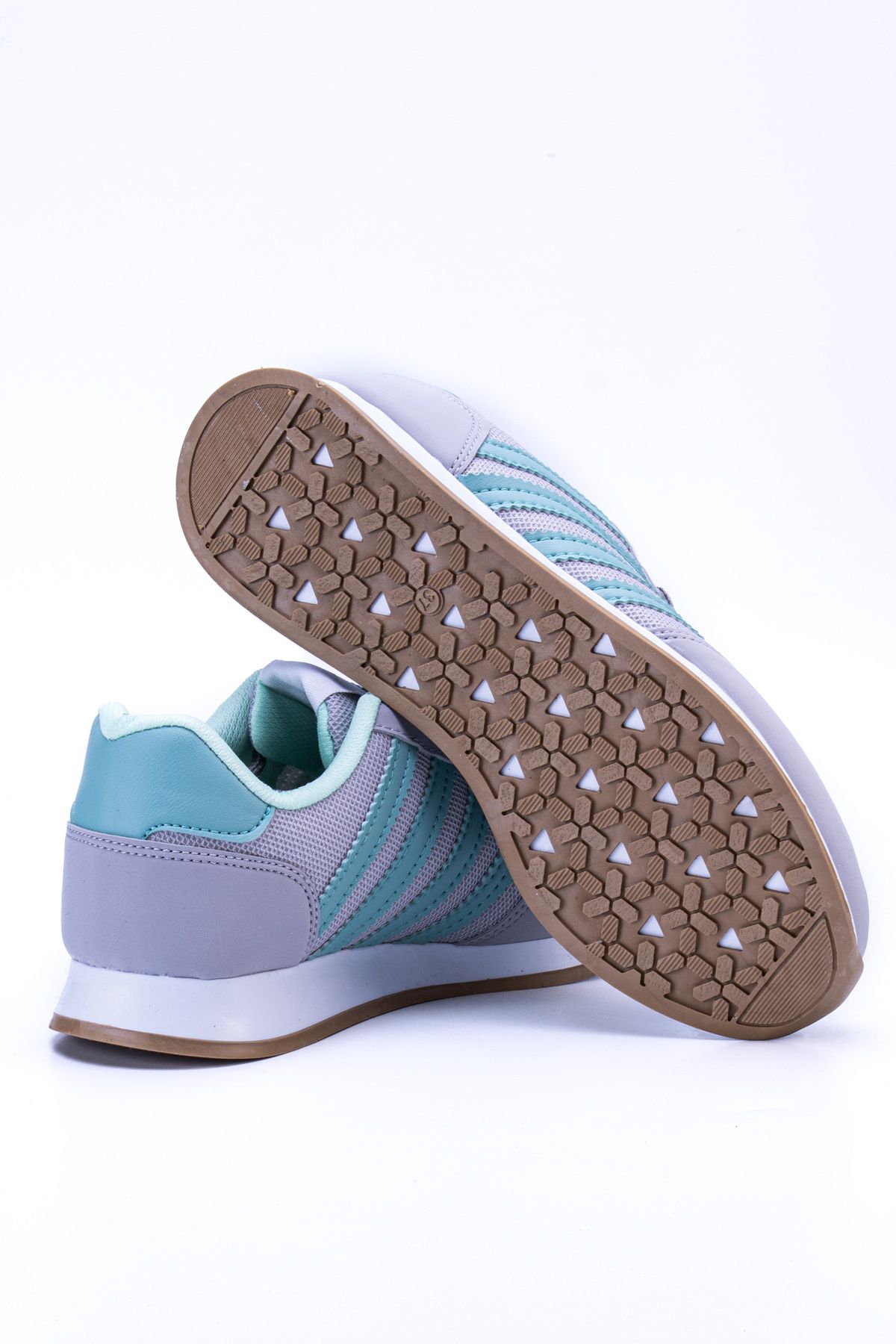 Gray Green Unisex Sneaker 1802