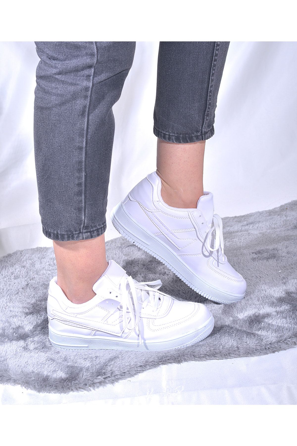 White Women's Sneaker 2290