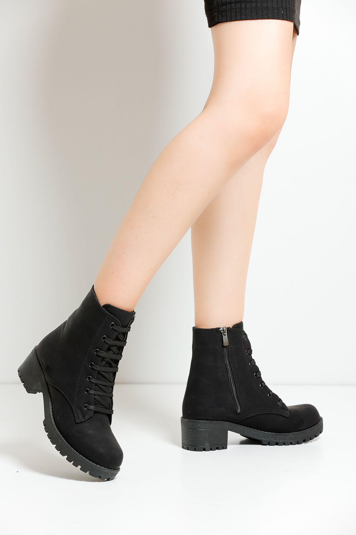 Black Matte Women's Boots PTK012