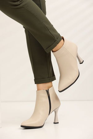 Beige Women's Heeled Boots 2592