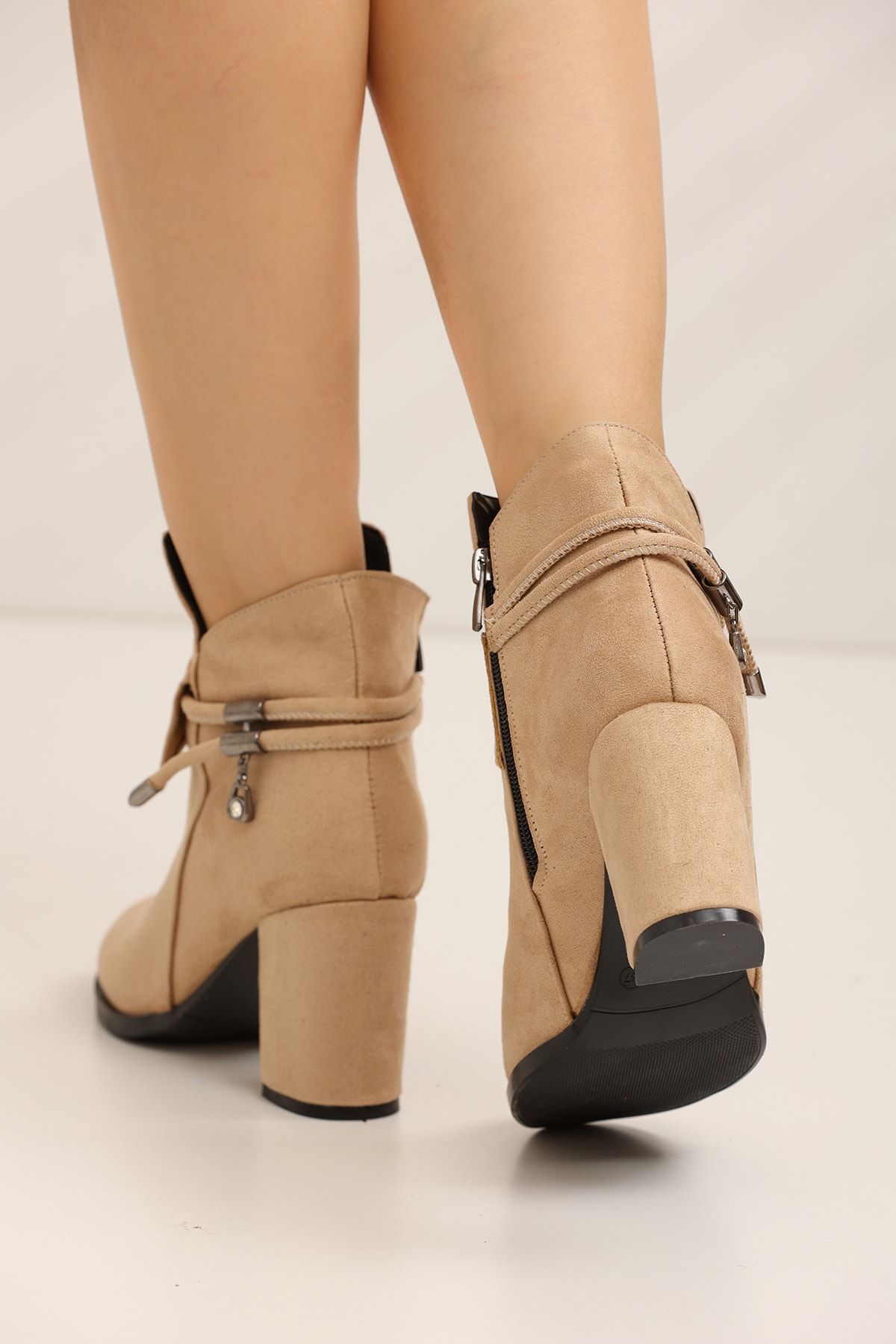 Beige Suede Women's Boots 2920