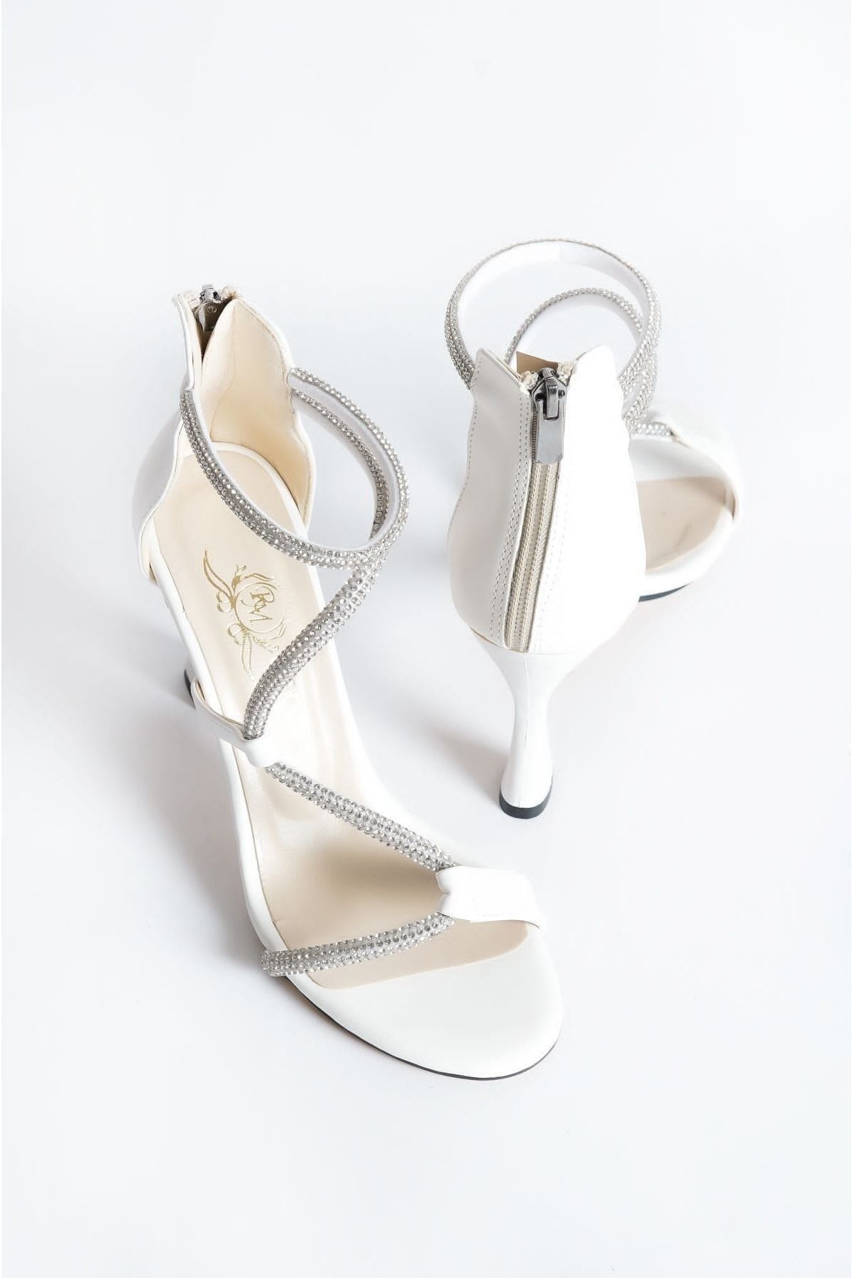 White Women's Classic Heeled Shoes 4950