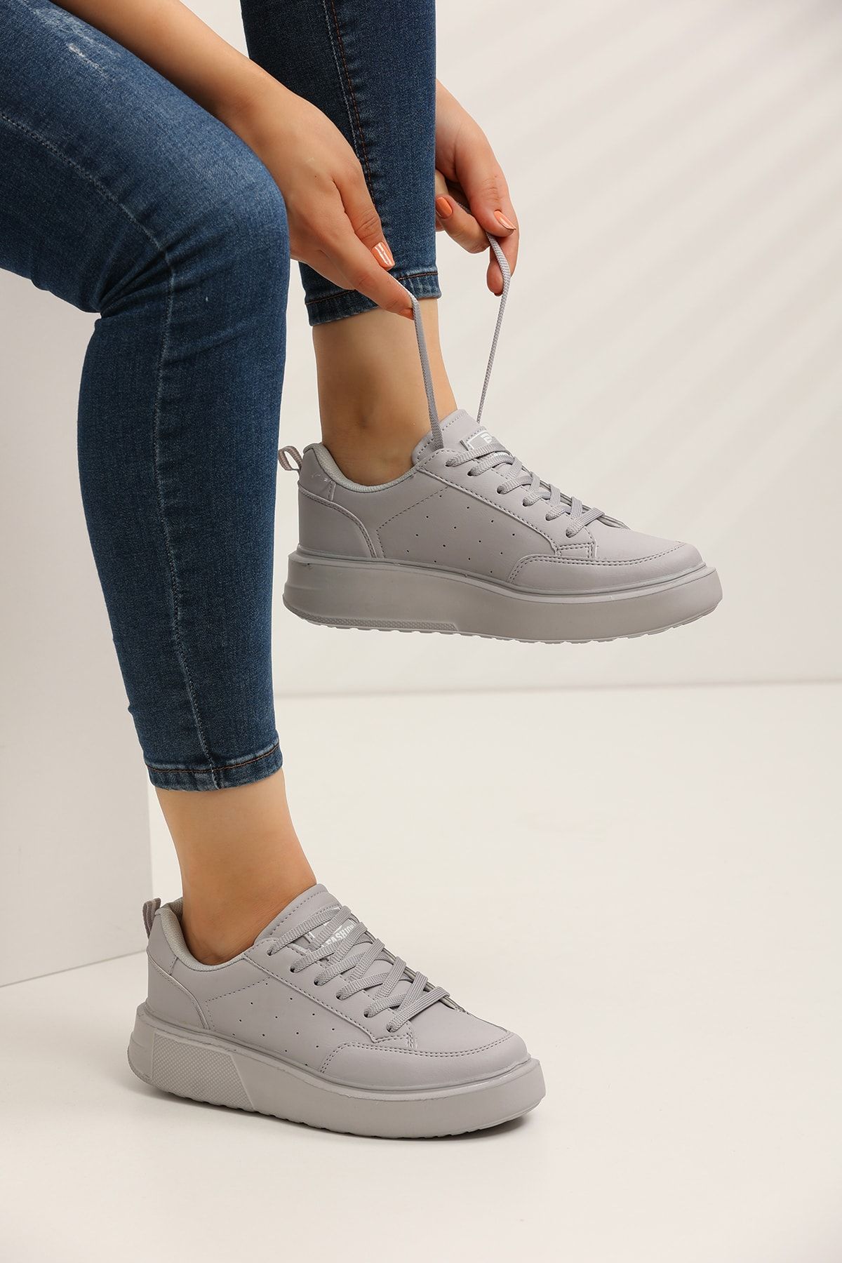 Ice Gray Women's Sneaker 0148