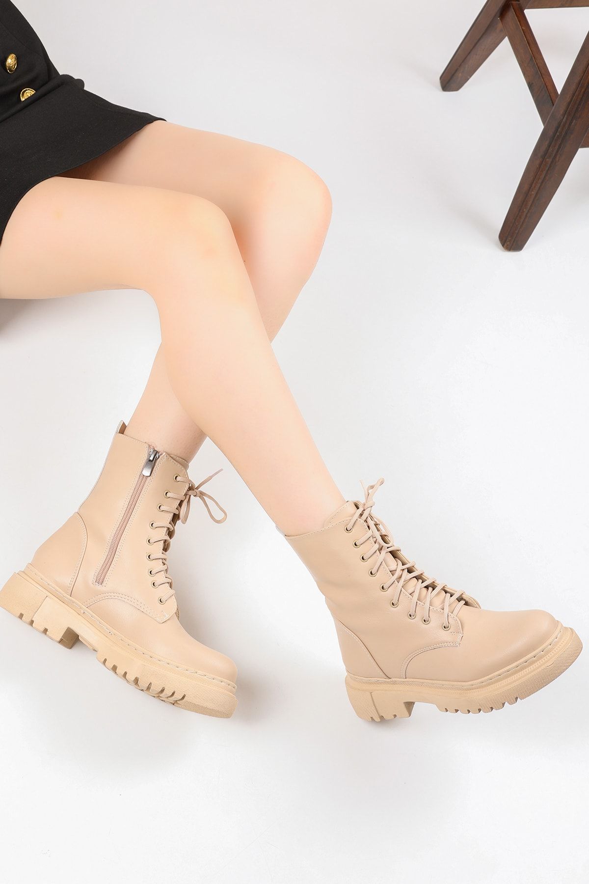 Nude Women Boots 2155