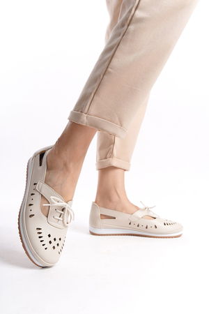 Beige Women's Babet AYT105