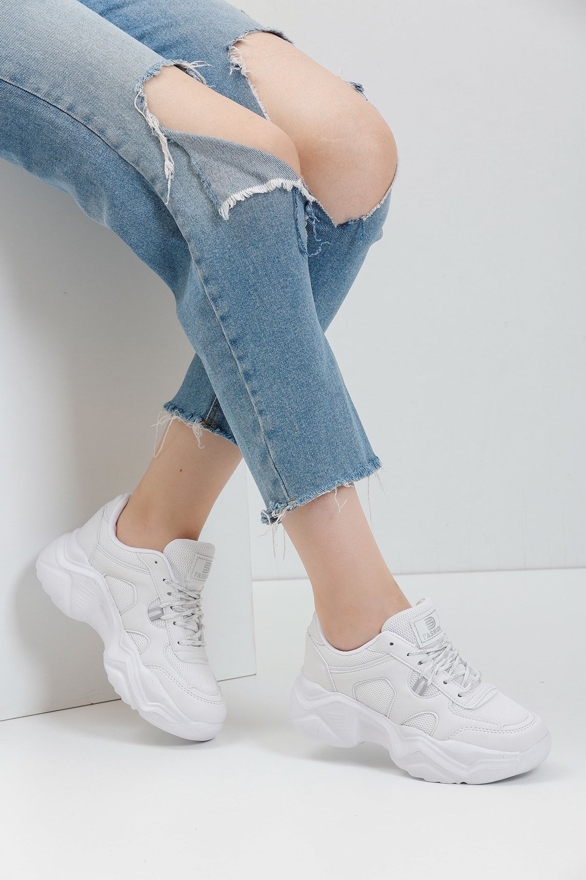 White Women's Sneaker 0143