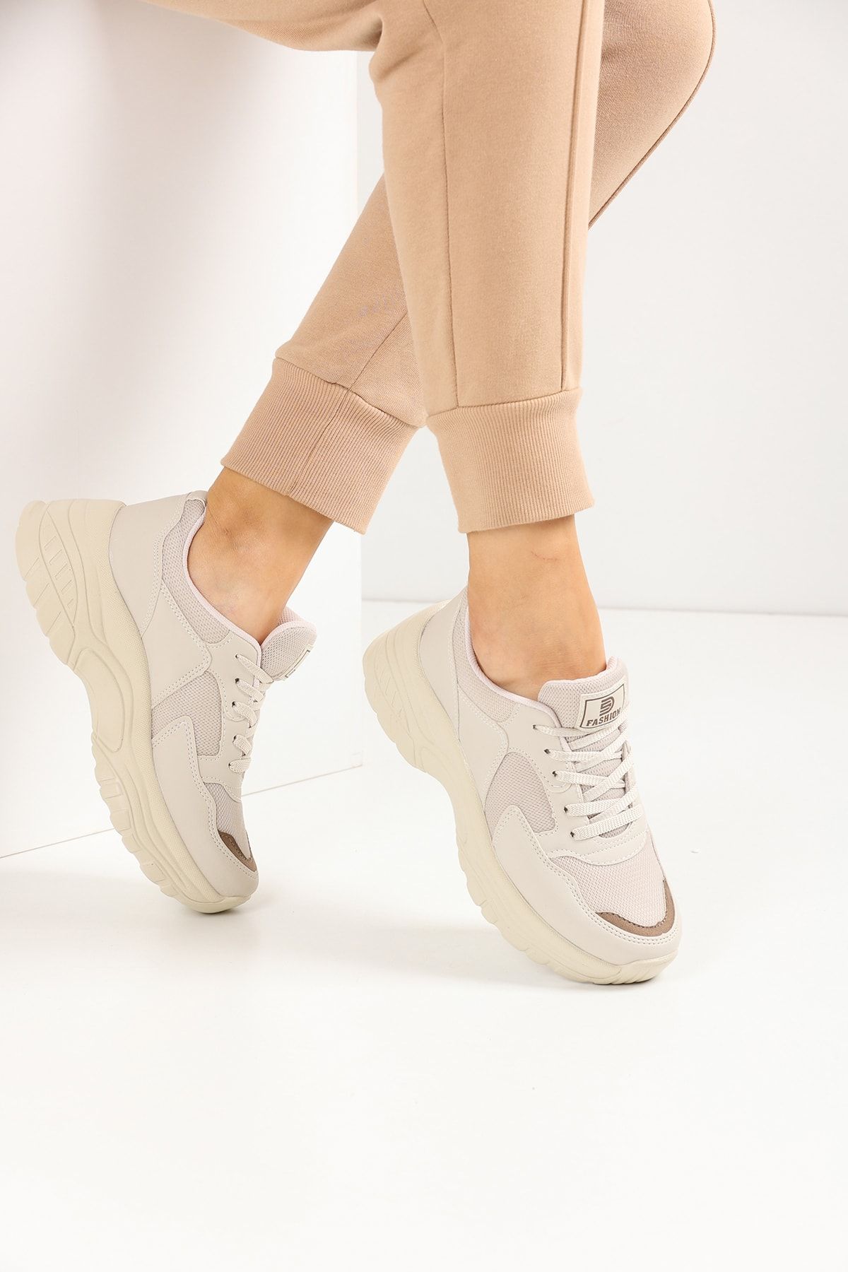 Beige Women's Sneaker 0140