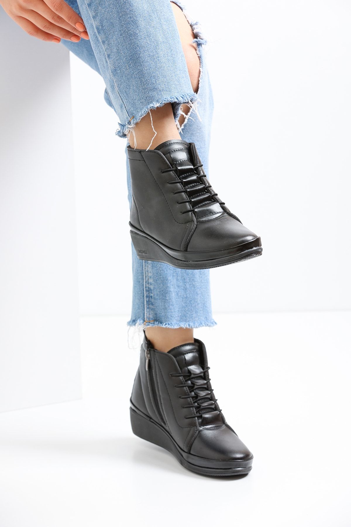 Black Women's Boots 203