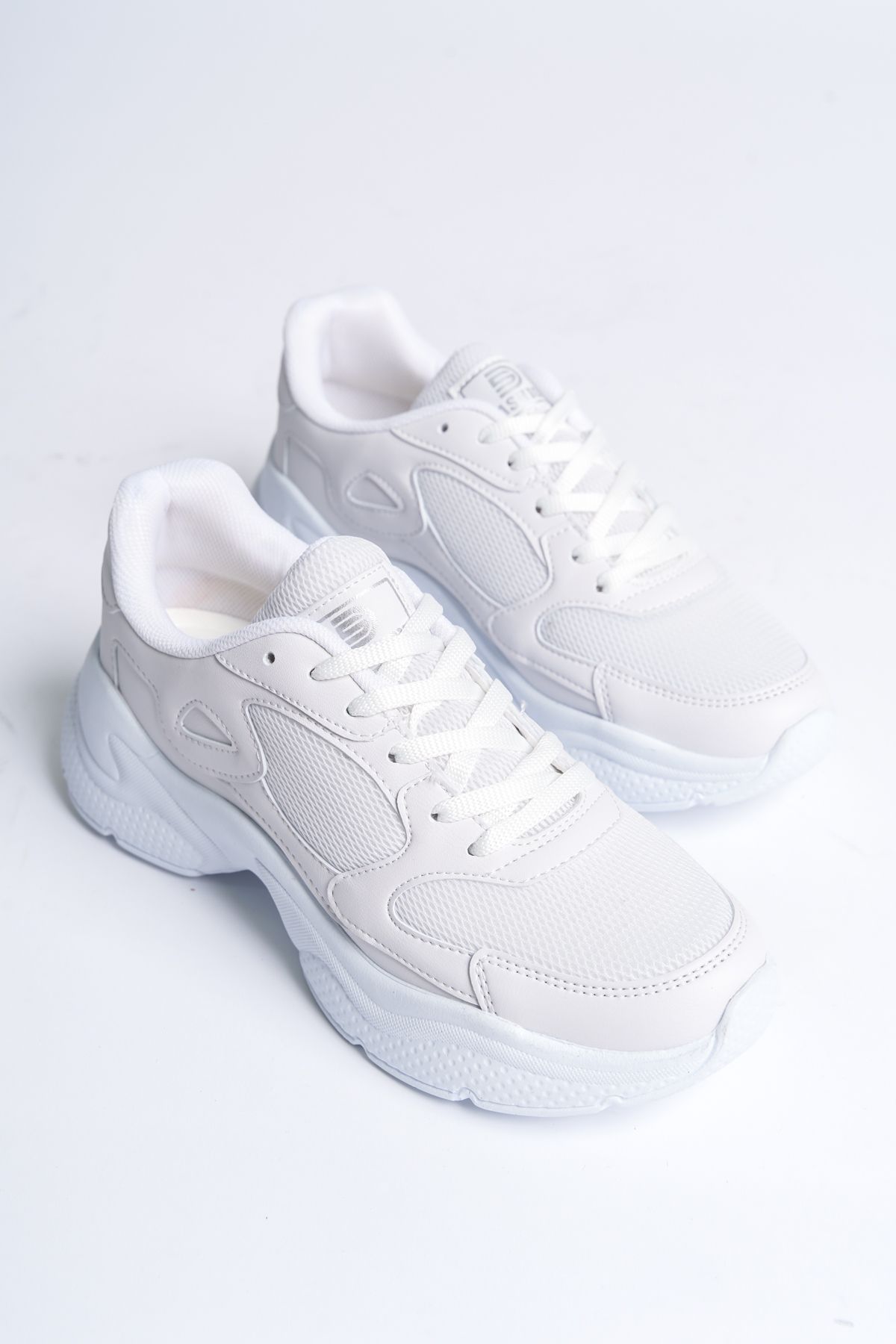 White Women's Sneaker 0152