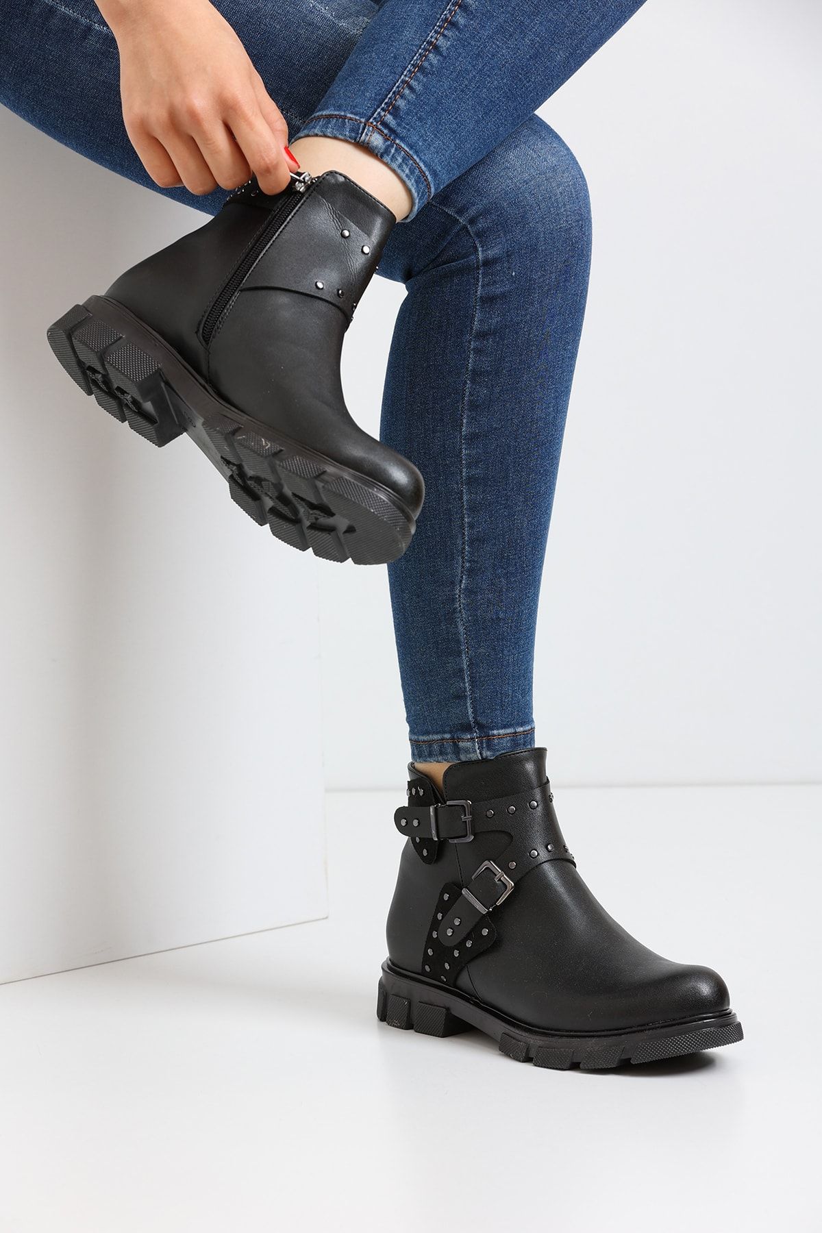 Black Women's Boots L001