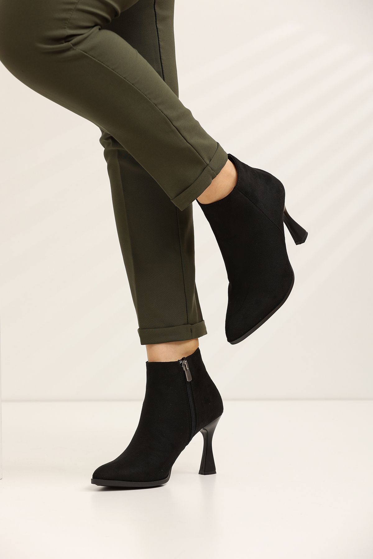 Black Suede Women's Heeled Boots 2592