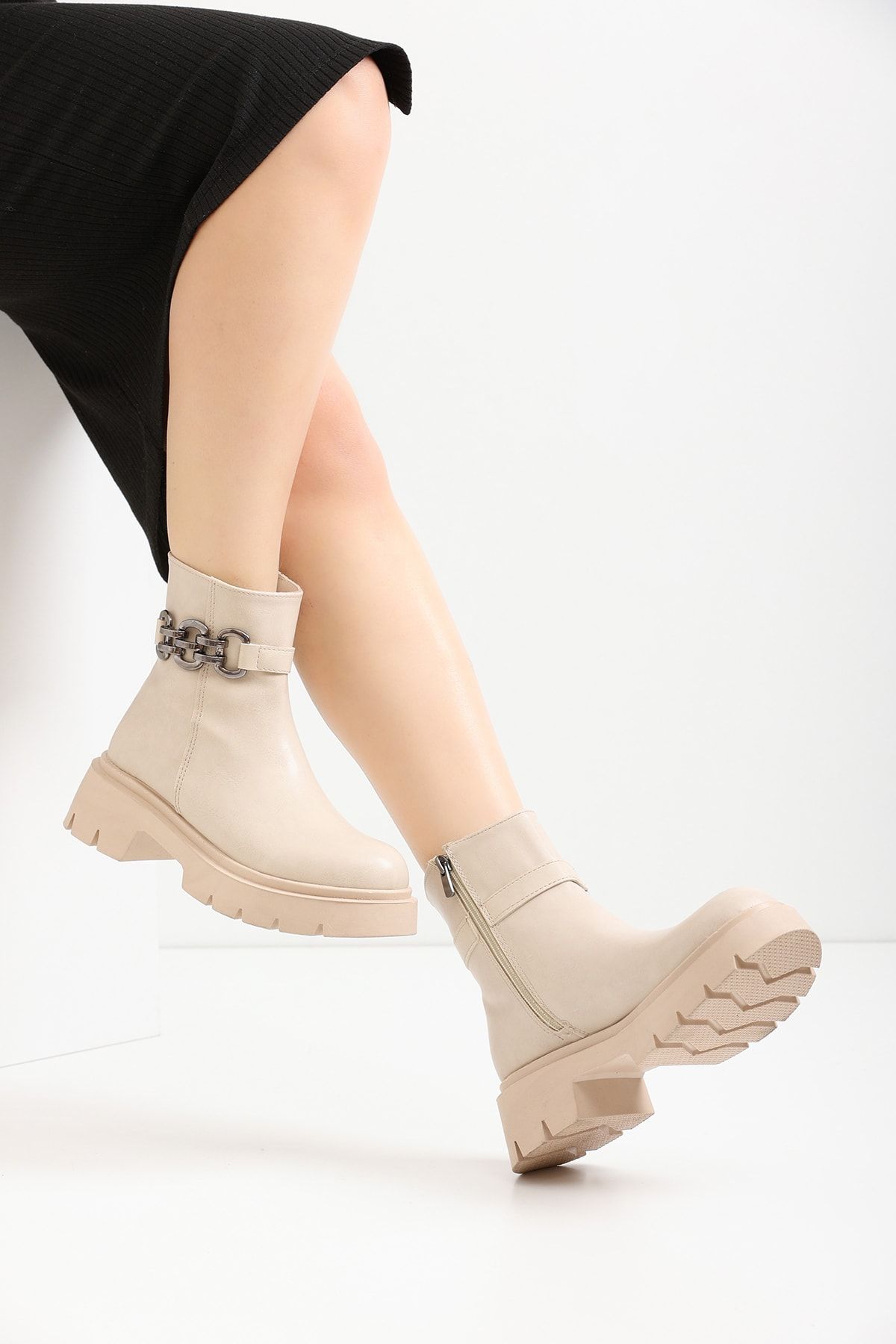 Beige Women Boots Srb01