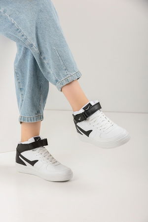 White Black Unisex Sneakers 2185