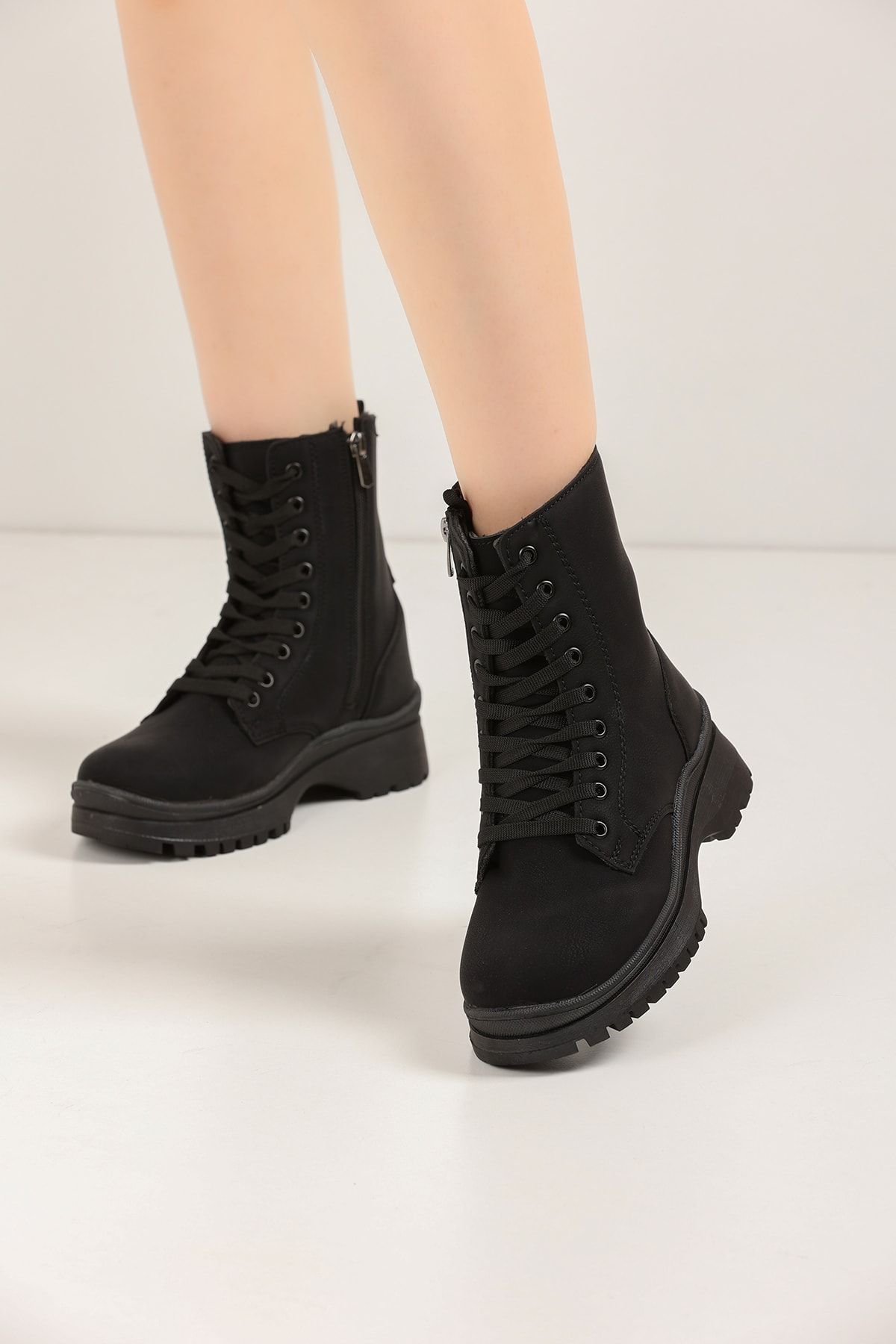 Black Women's Boots 7660