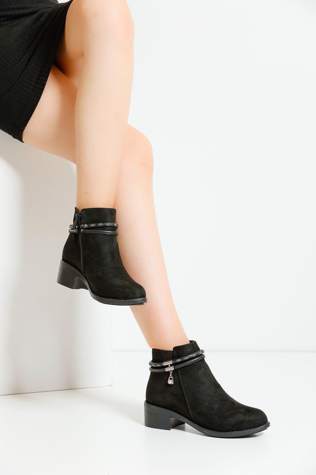 Black Suede Women Boots S05