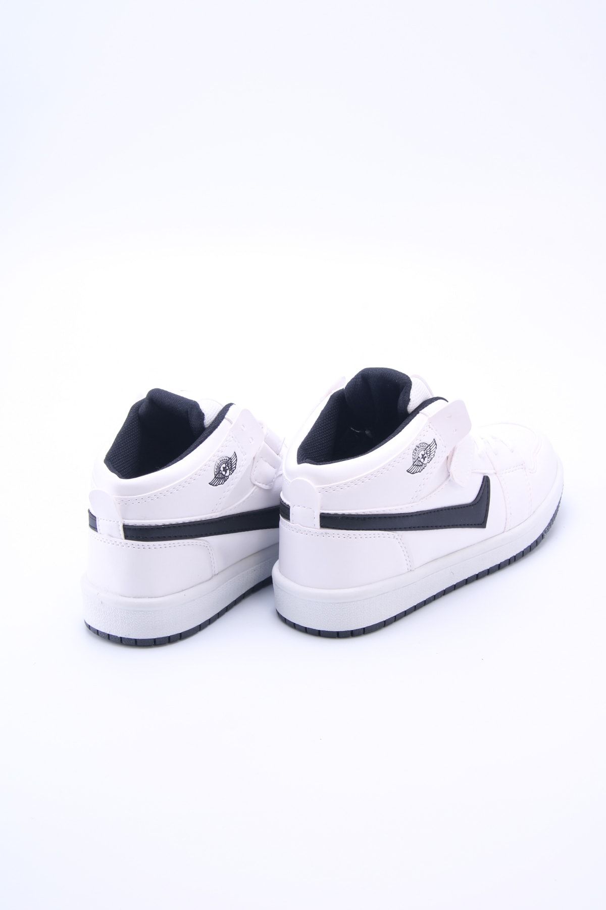 White Kids Sneaker 7169