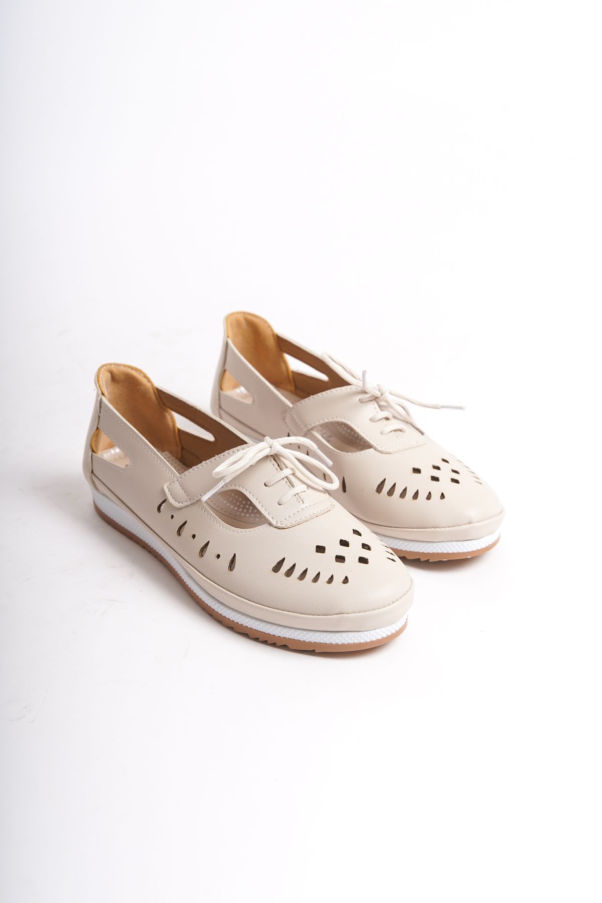 Beige Women's Babet AYT105