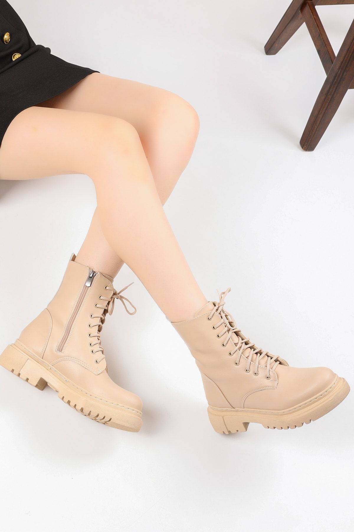 Women's Beige Boots 2155