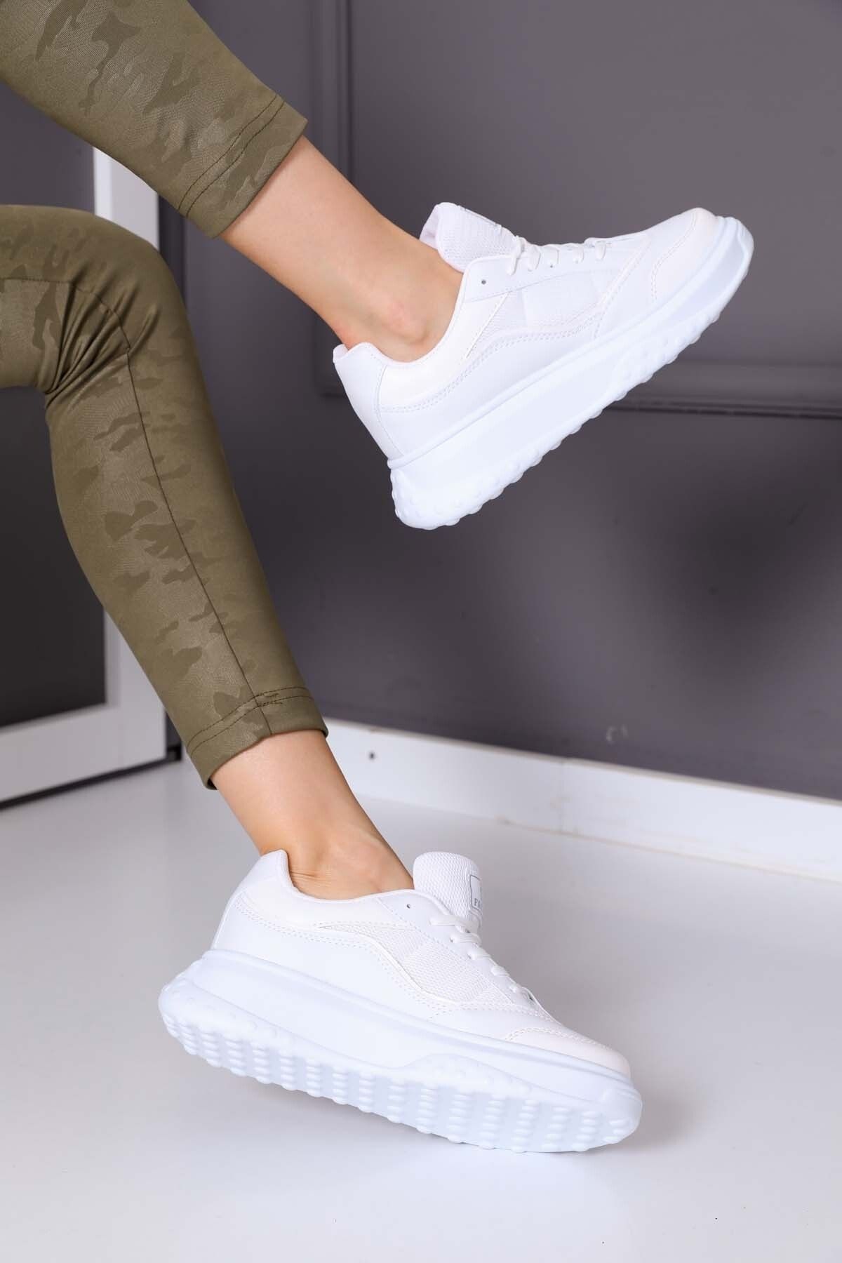 White Women's Sneaker 0153