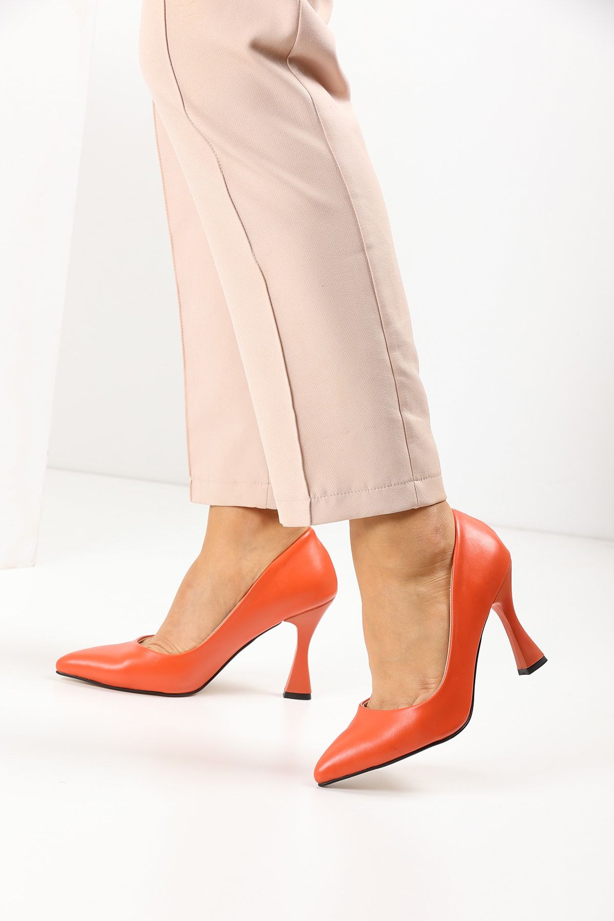 Orange Women's Classic Heeled Shoes 2706