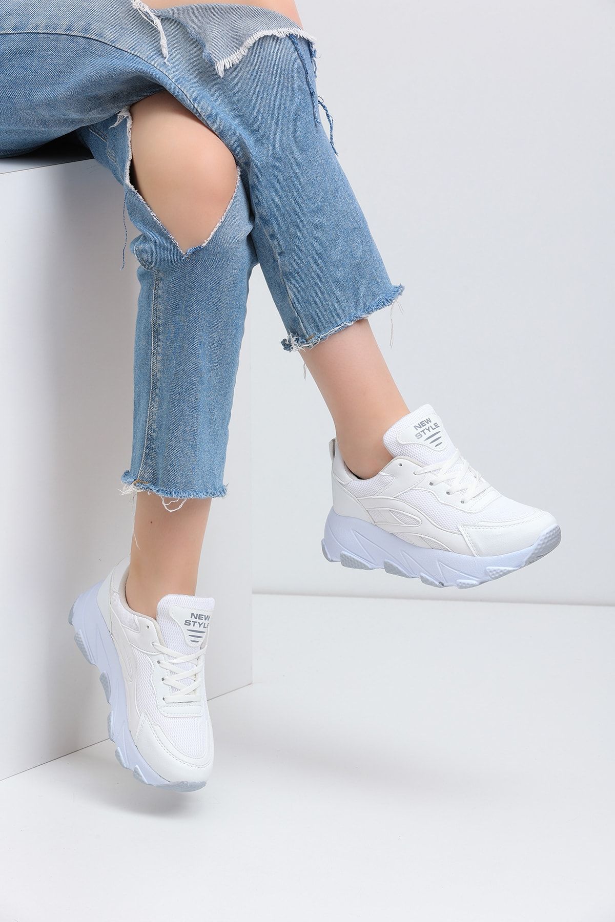 White Women's Sneaker Zf001