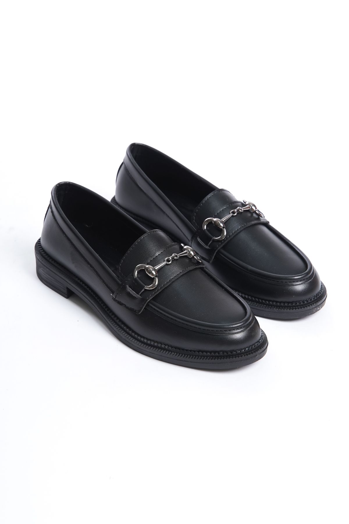 Black Skin Women's Buckle Casual Loafer K67