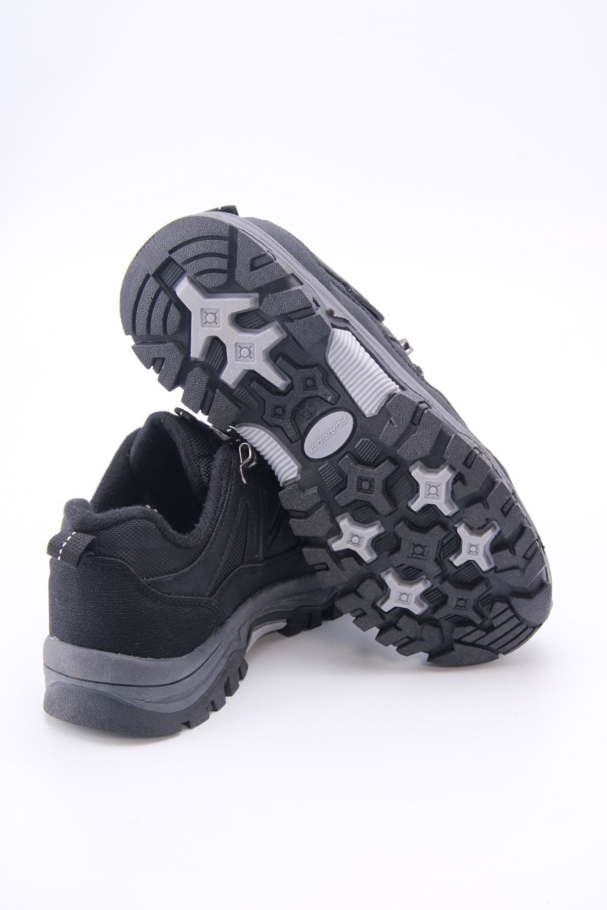 Black Silver Unisex Outdoor Shoes 405