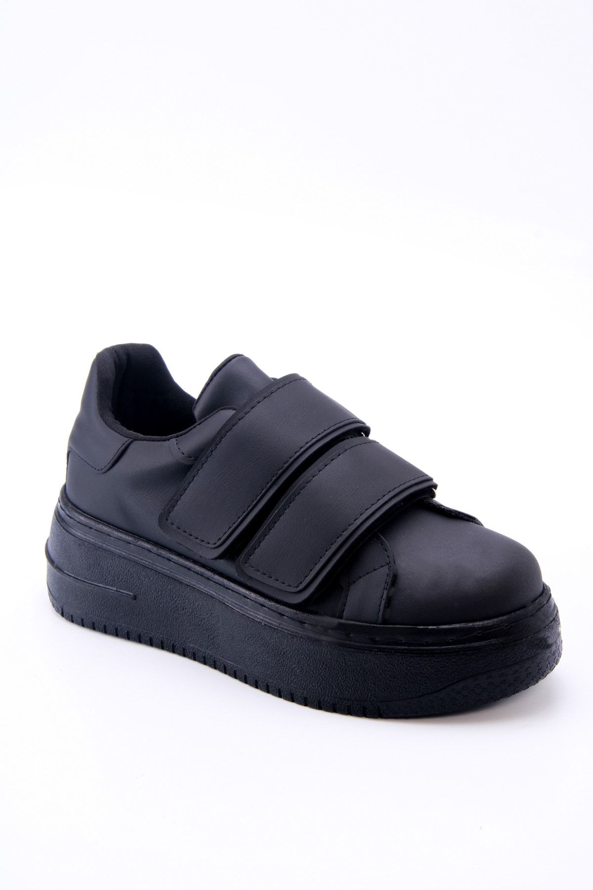 Black Women's Sneaker 7049