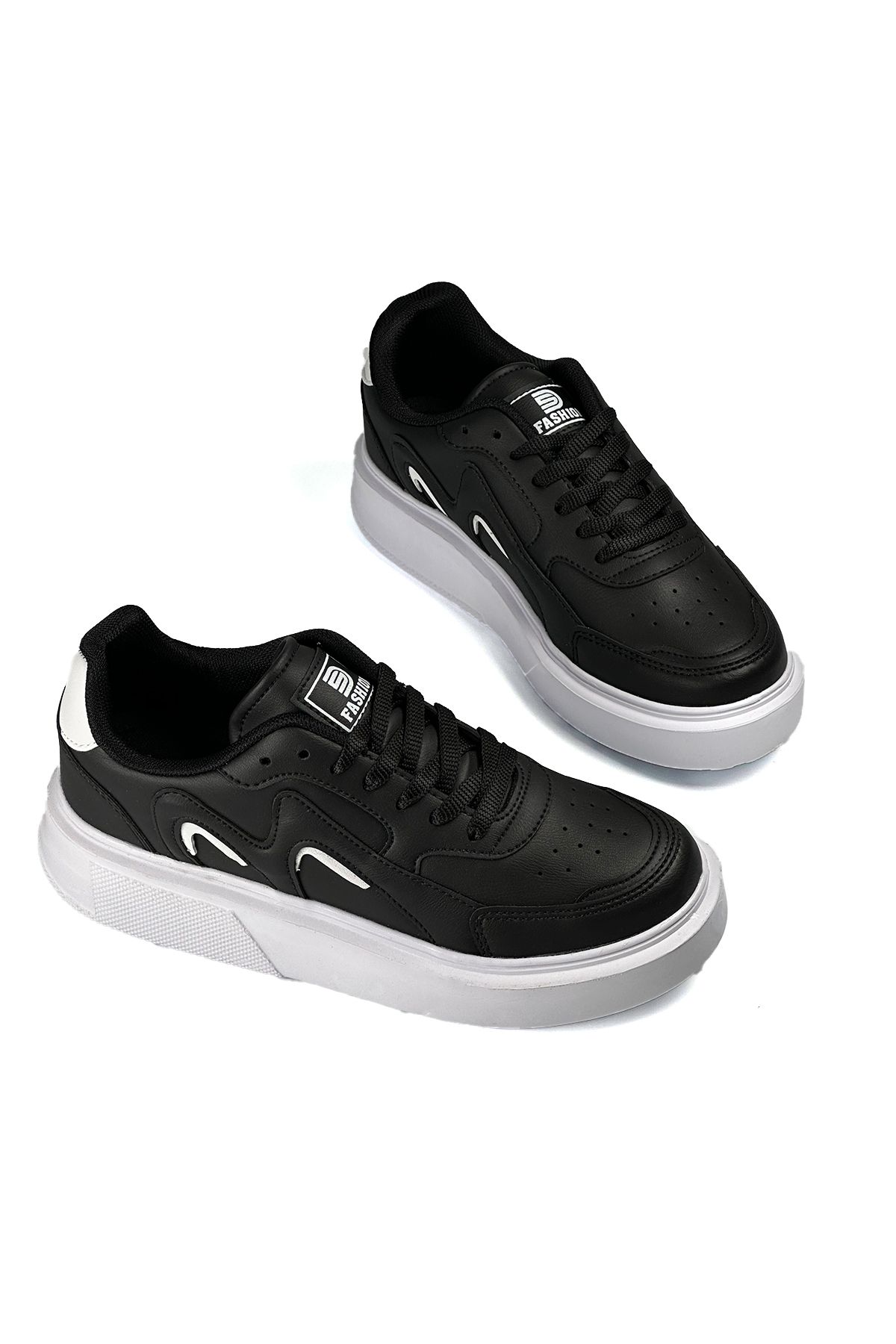 Black and White Women's Sneaker 0145