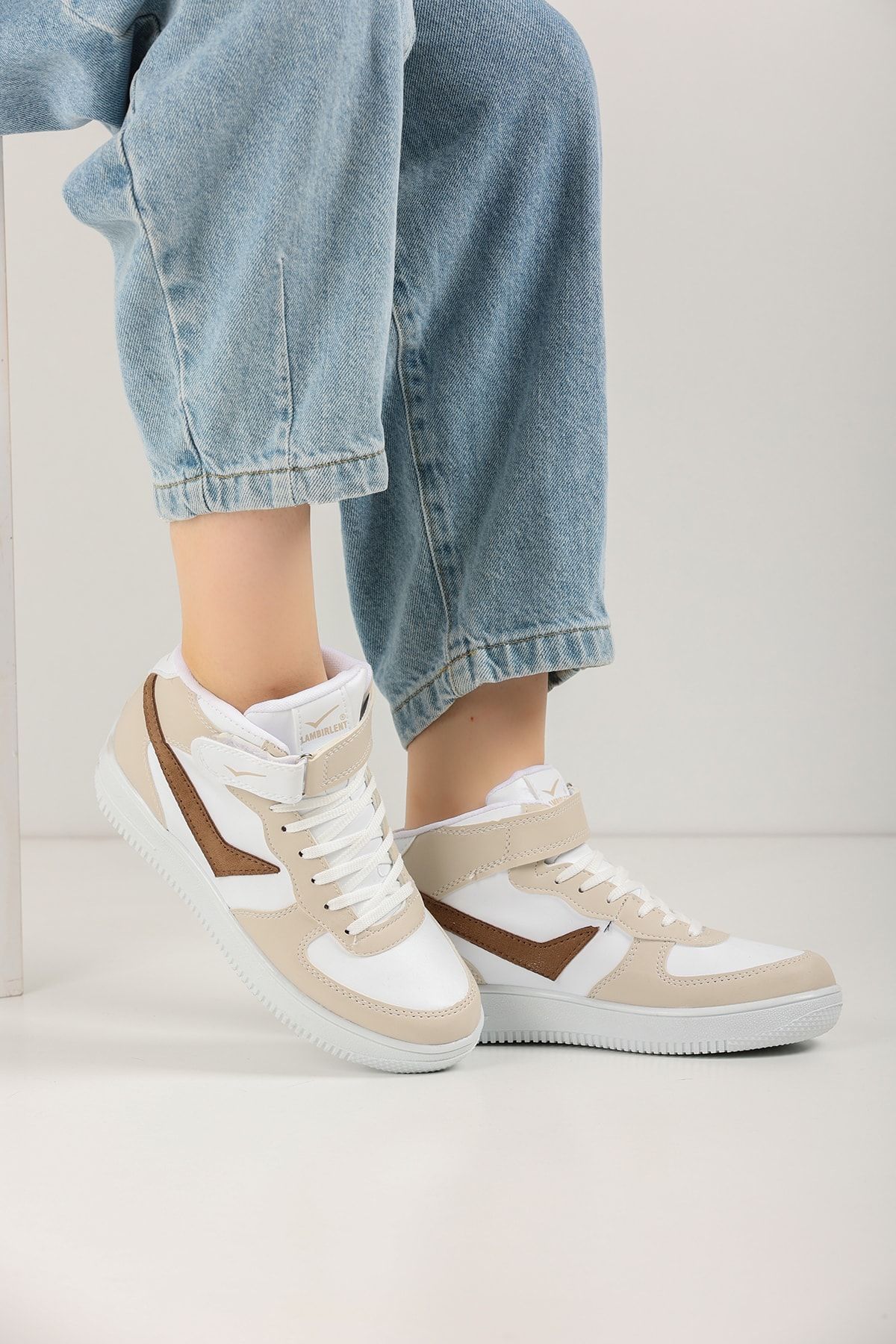 White Nude Unisex Sneakers 2185