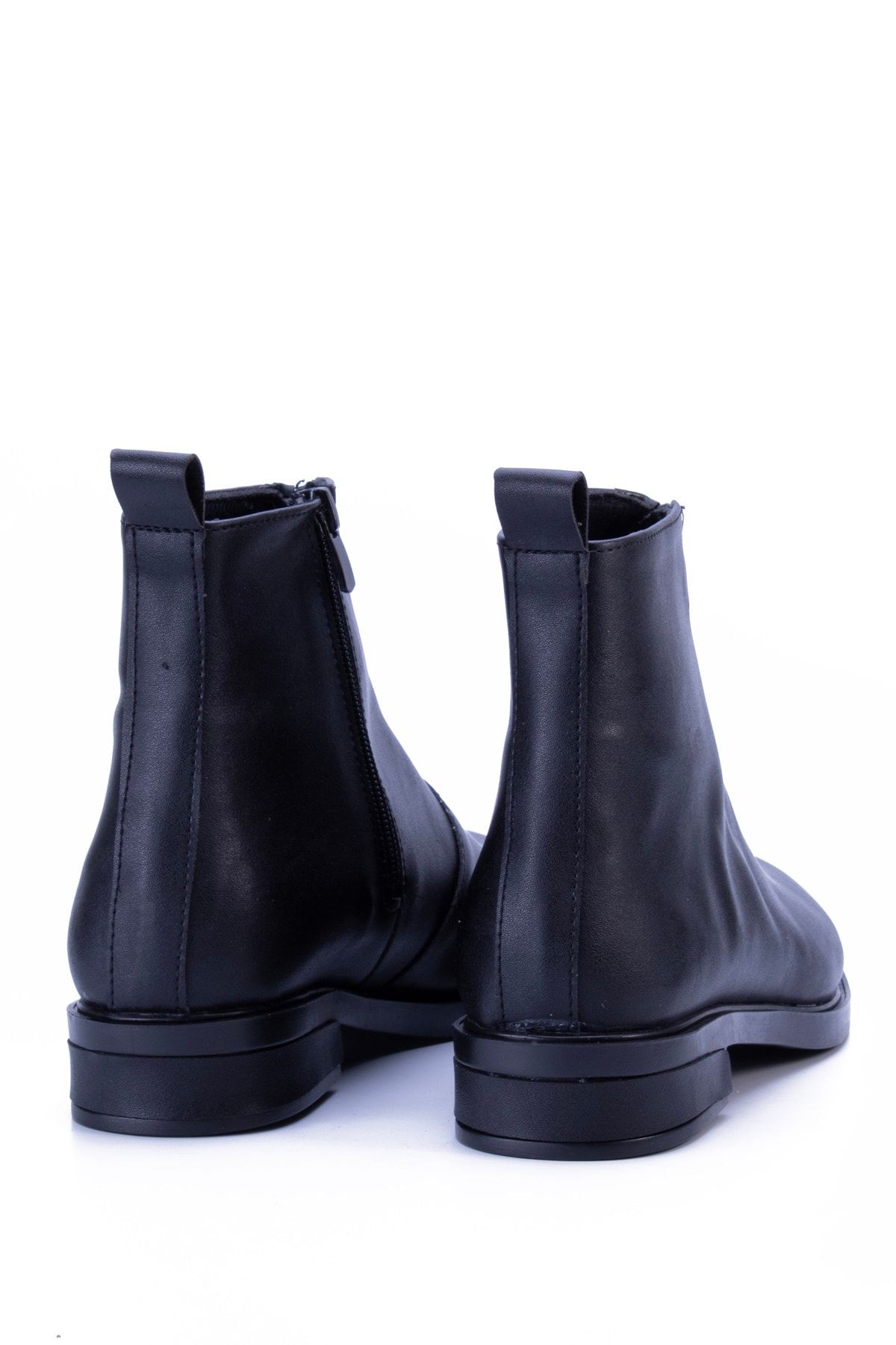 Black Skin Women's Boot A112