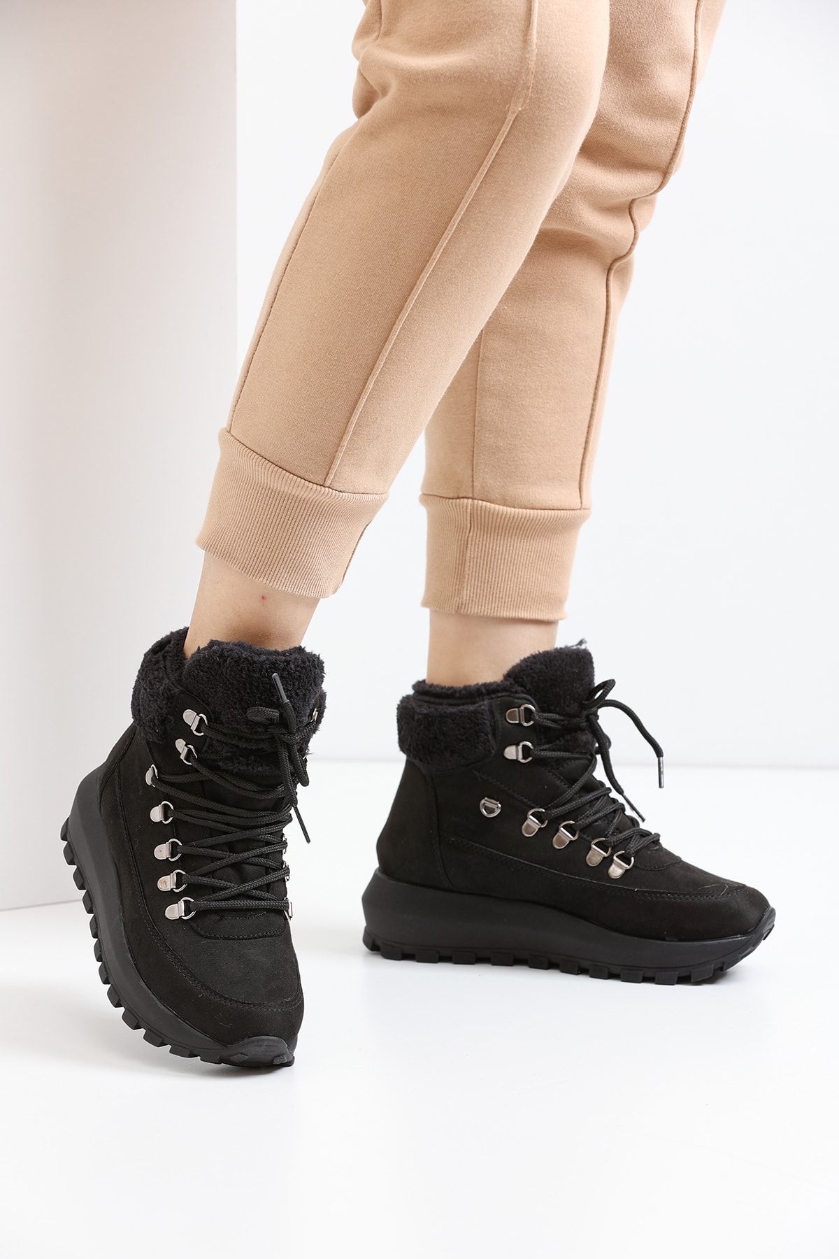 Black Women's Boots 1015