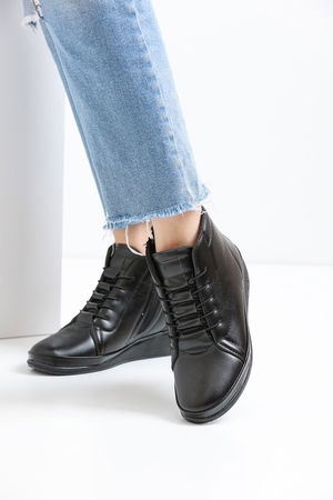 Black Women's Boots 203