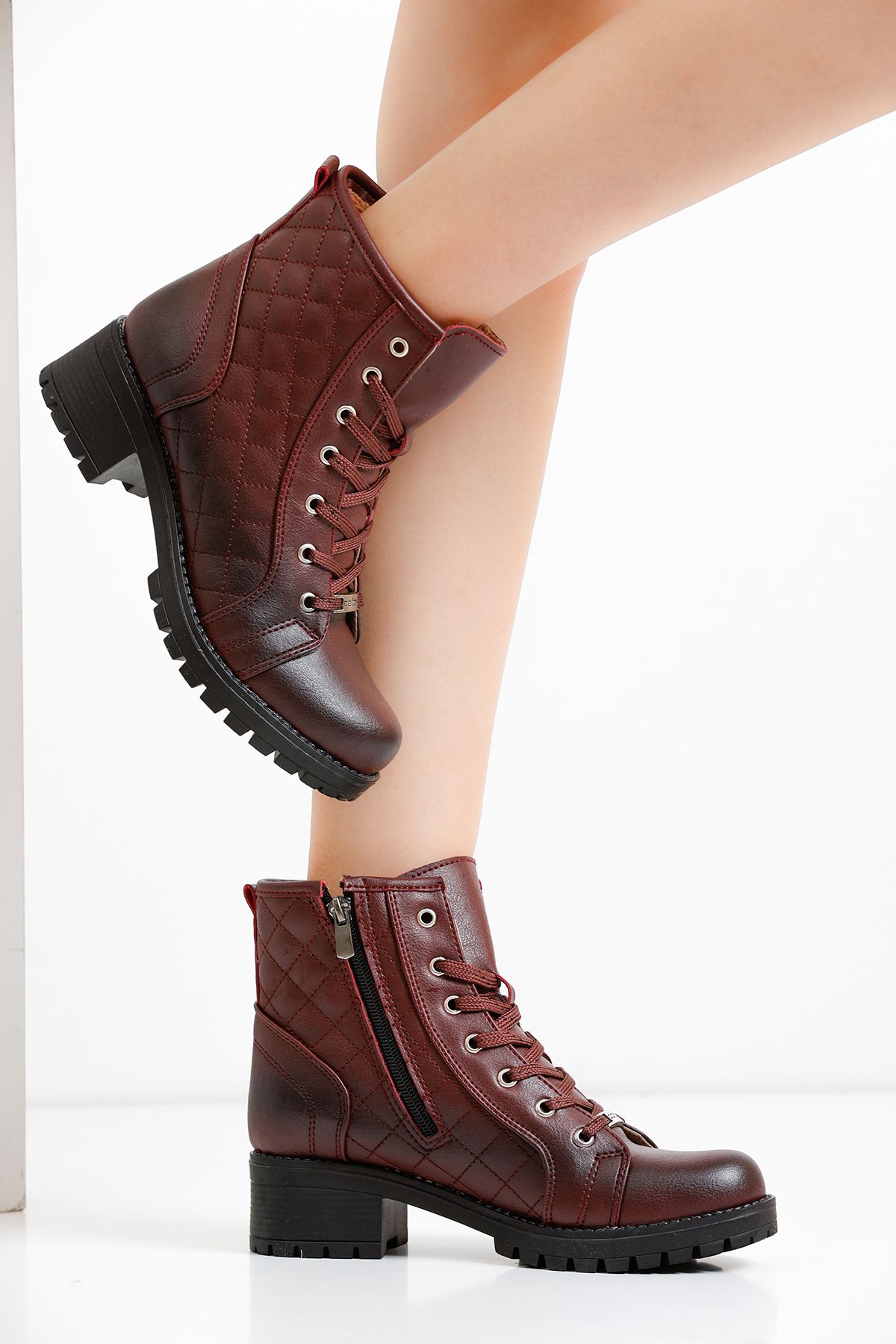 Burgundy Women's Boot 760