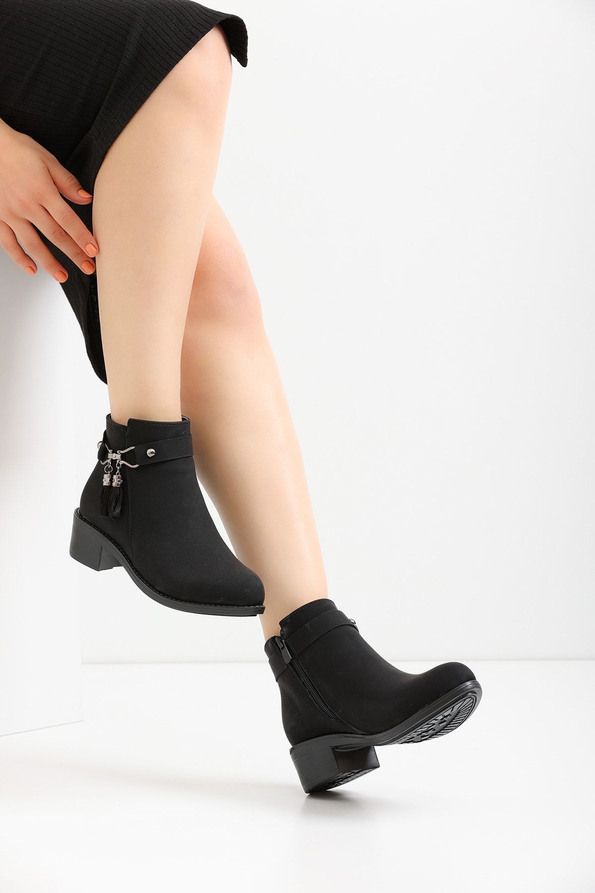 Black Matte Women Boots S07